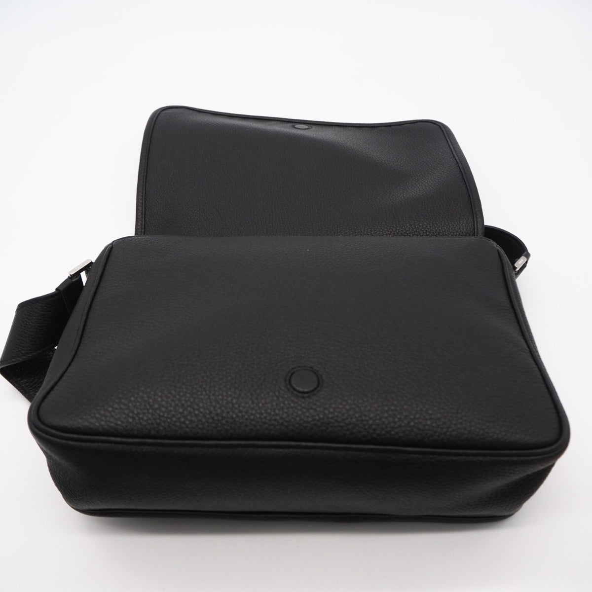 Prada Black Leather Shoulder Bag (Pre-Owned)
