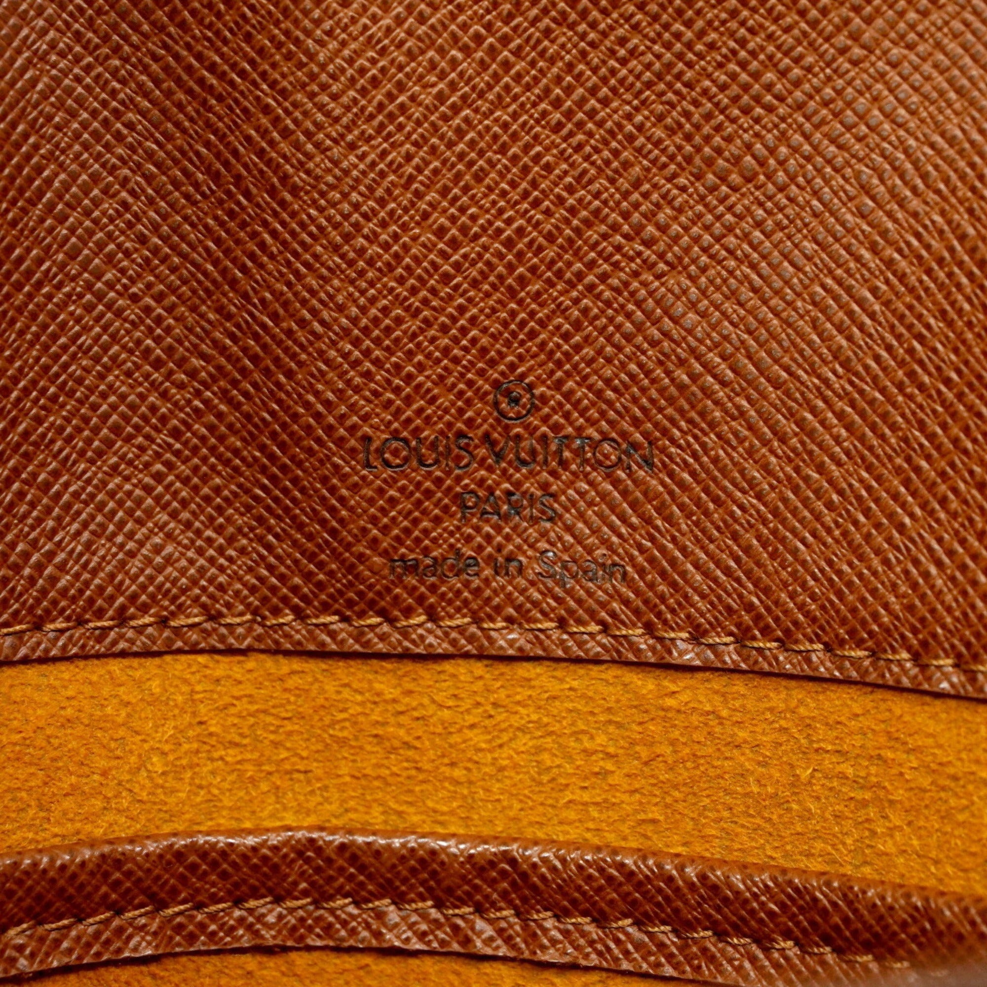 Louis Vuitton Brown Shoulder Bag (Pre-Owned)