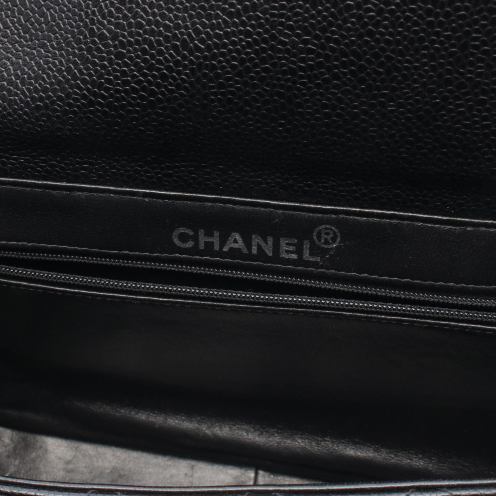 Chanel Black Leather Handbag (Pre-Owned)