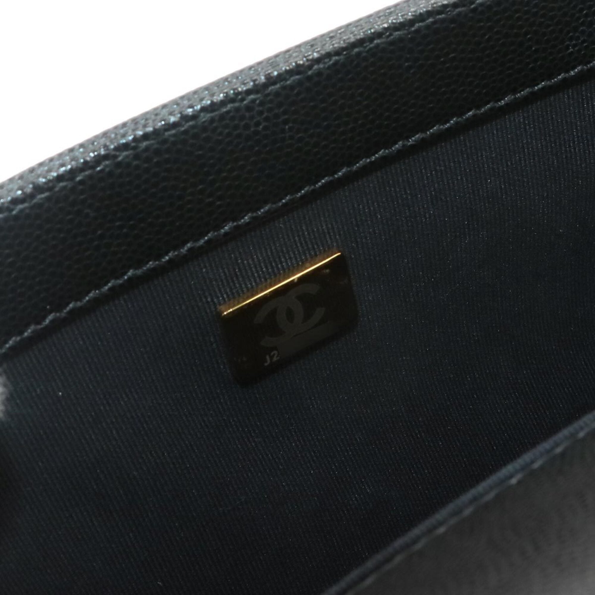 Chanel Black Grained Calfskin Handbag Shoulder Bag (Pre-Owned)