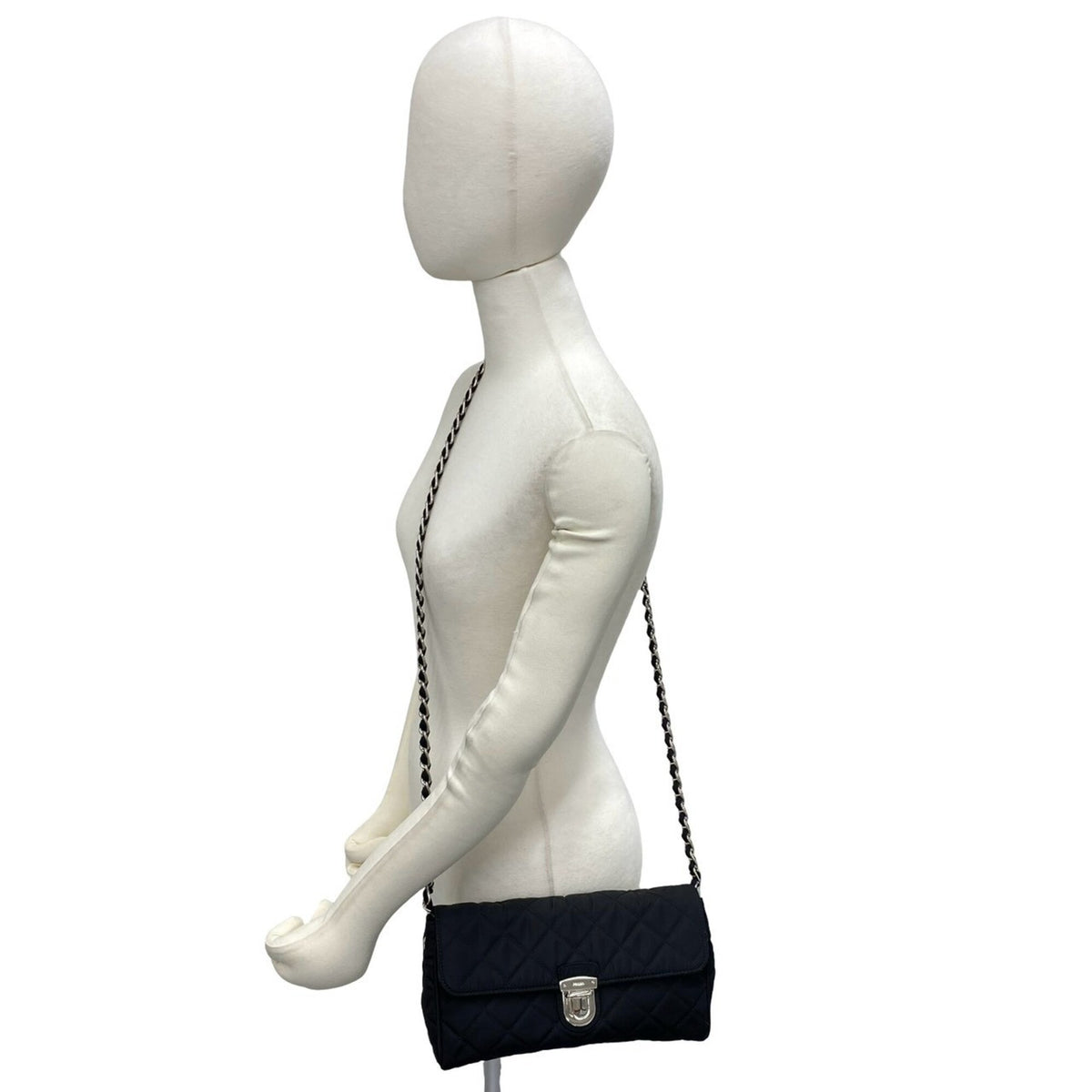 Prada Black Nylon Pochette Shoulder Bag (Pre-Owned)