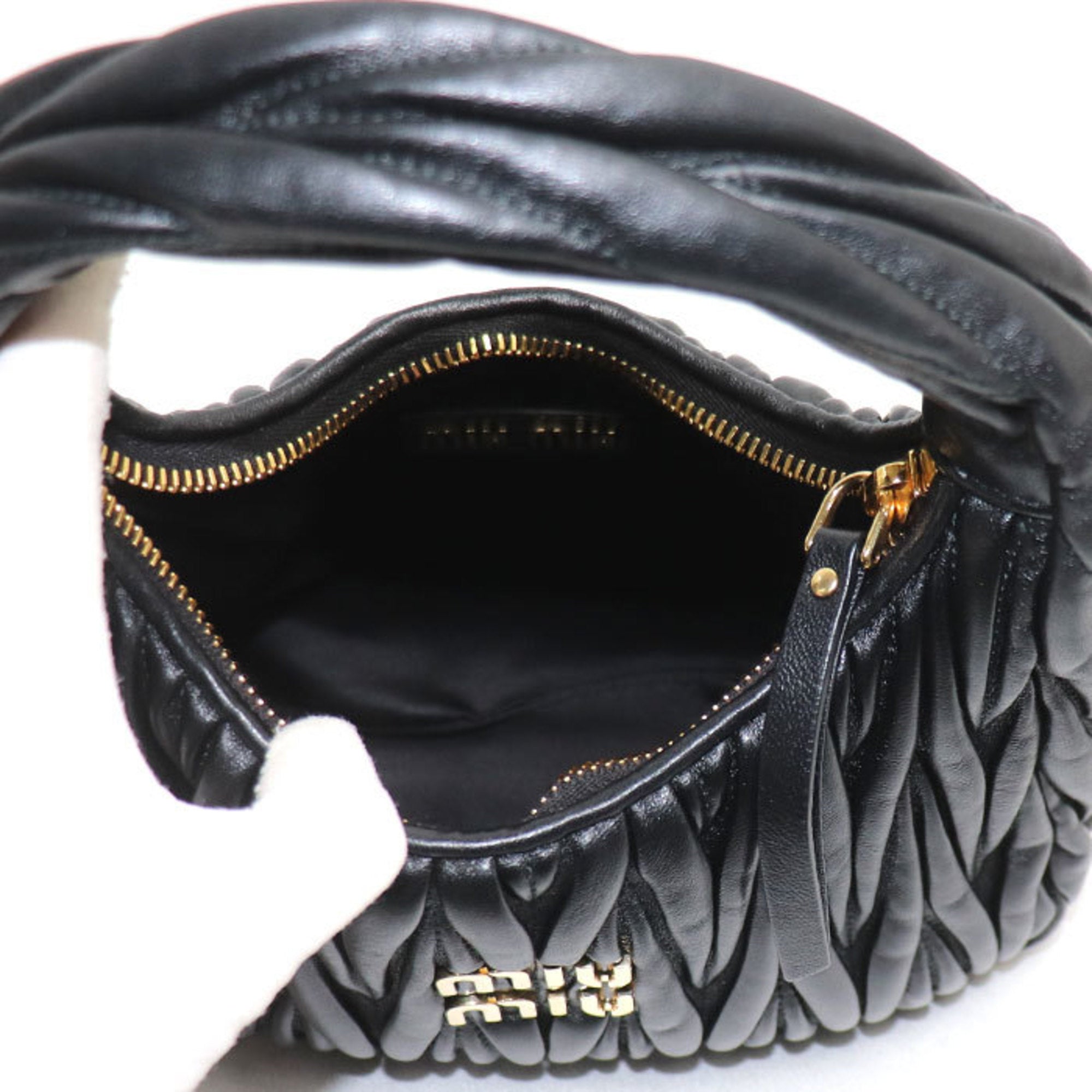 Miu Miu Black Leather Shoulder Bag (Pre-Owned)