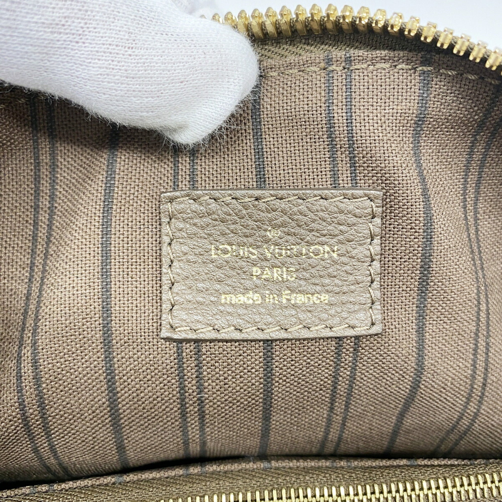 Louis Vuitton Brown Handbag (Pre-Owned)