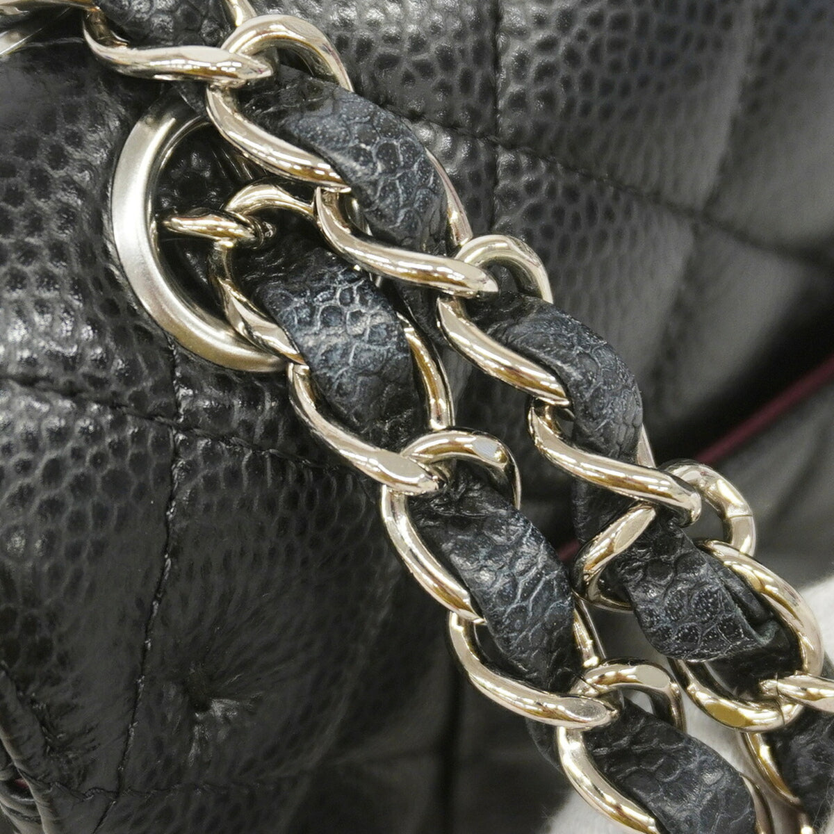 Chanel Black Grained Calfskin Shoulder Bag (Pre-Owned)