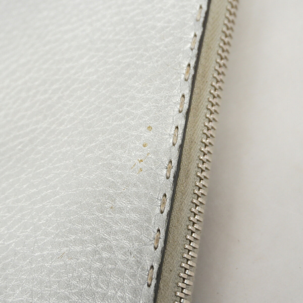 Fendi Silver Leather Long Wallet (Bi-Fold) (Pre-Owned)