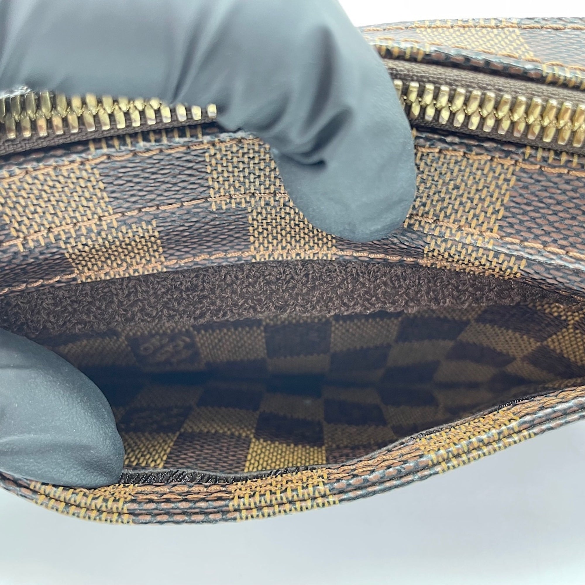 Louis Vuitton Brown Sling Bag (Pre-Owned)
