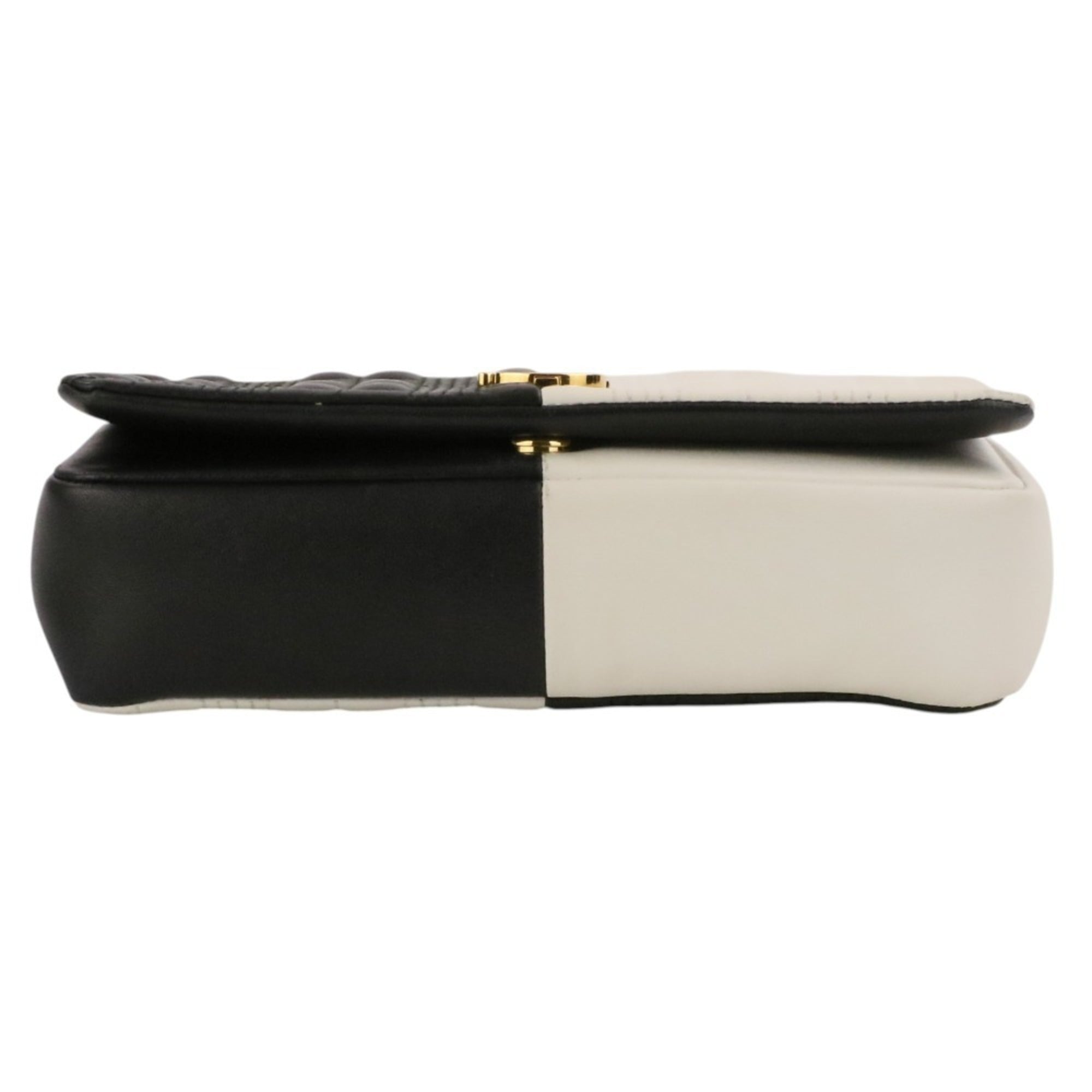 Burberry Black White Quilting Shoulder Bag (Pre-Owned)