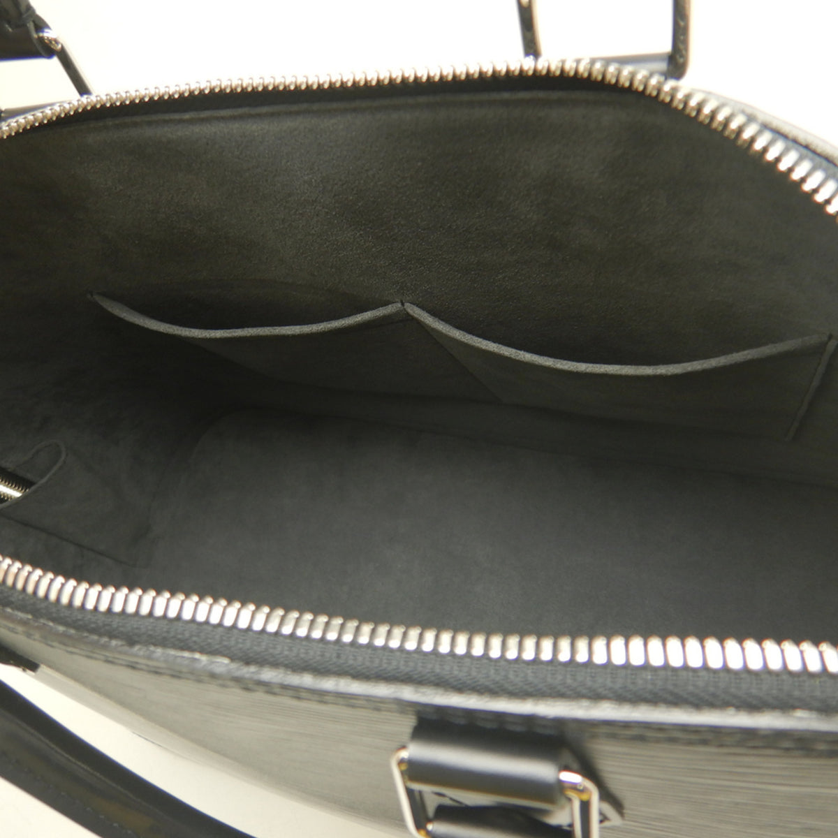 Louis Vuitton Noir Epi Leather Handbag (Pre-Owned)