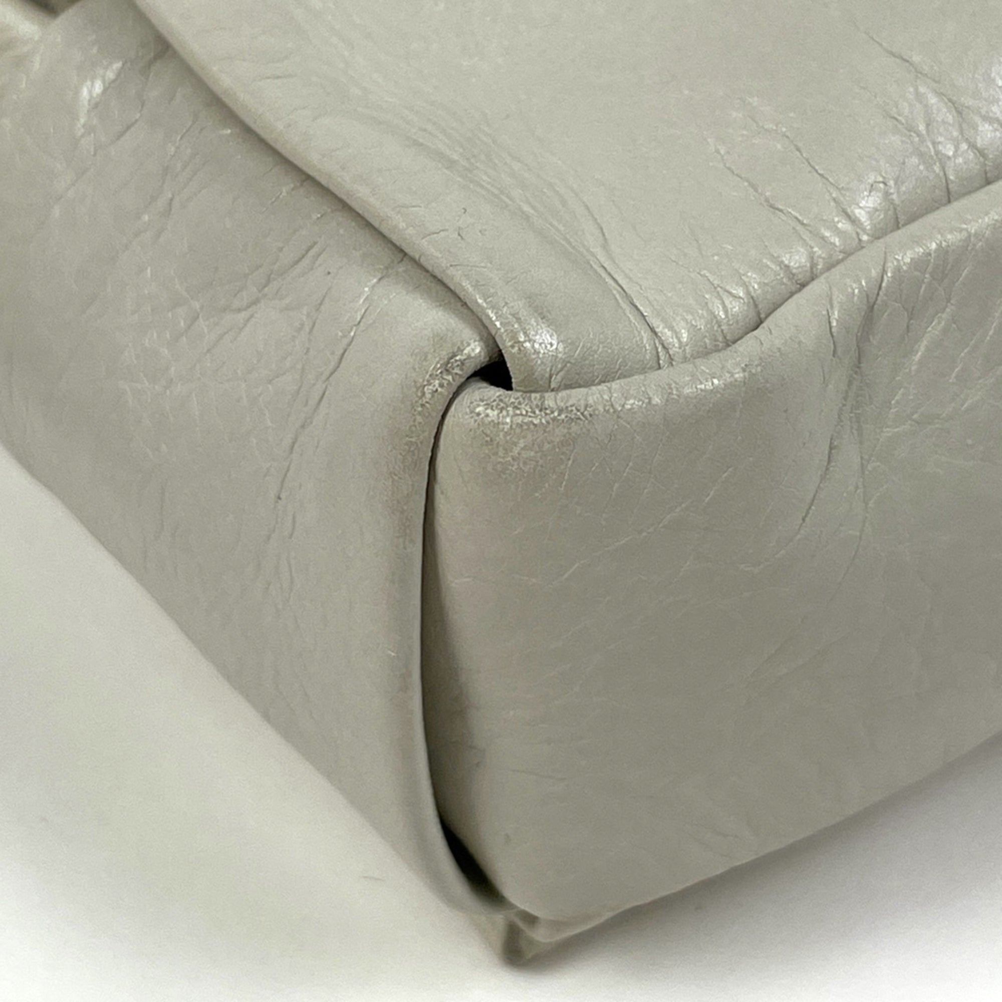 Bottega Veneta White Leather Shoulder Bag (Pre-Owned)