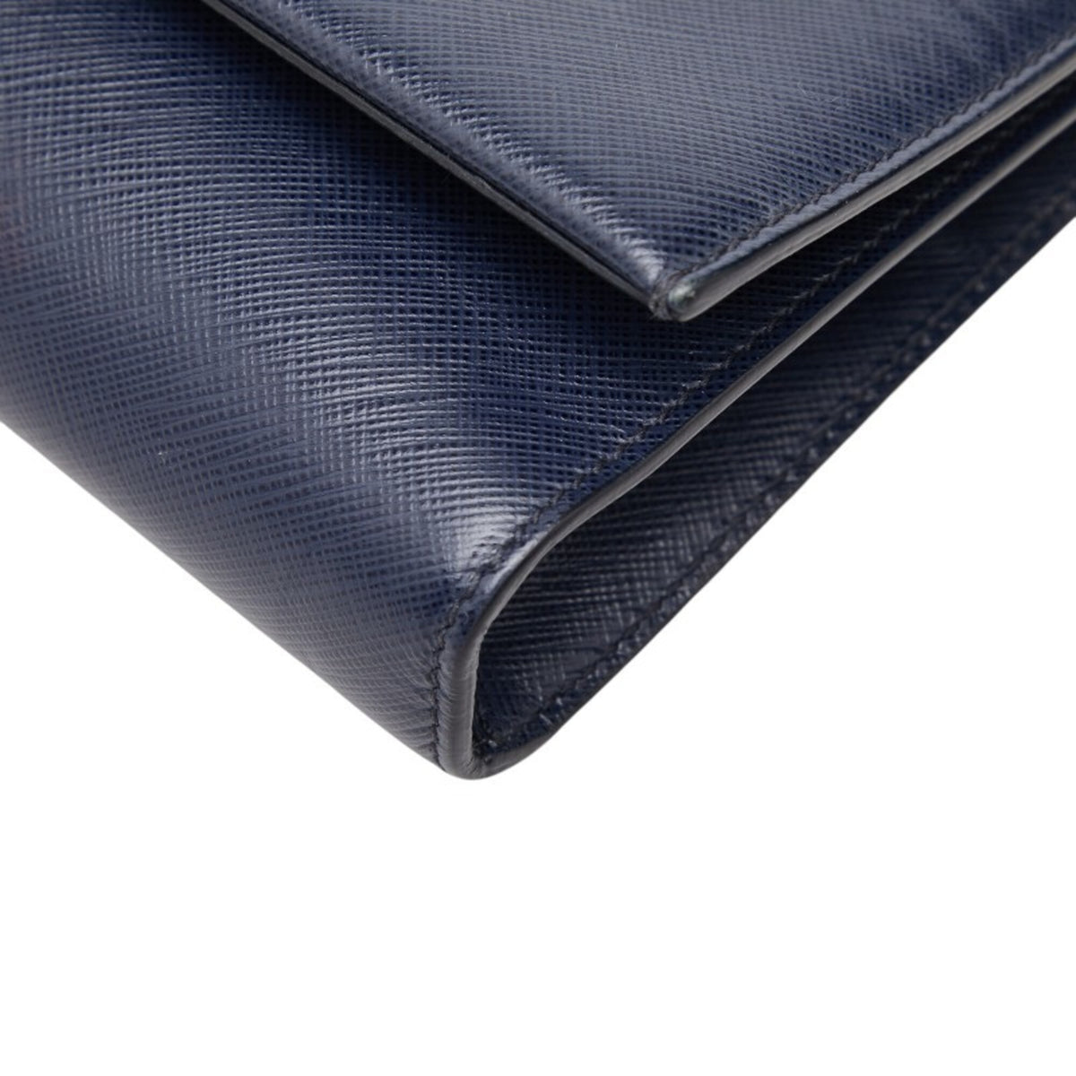 Salvatore Ferragamo Navy Leather Shoulder Bag (Pre-Owned)