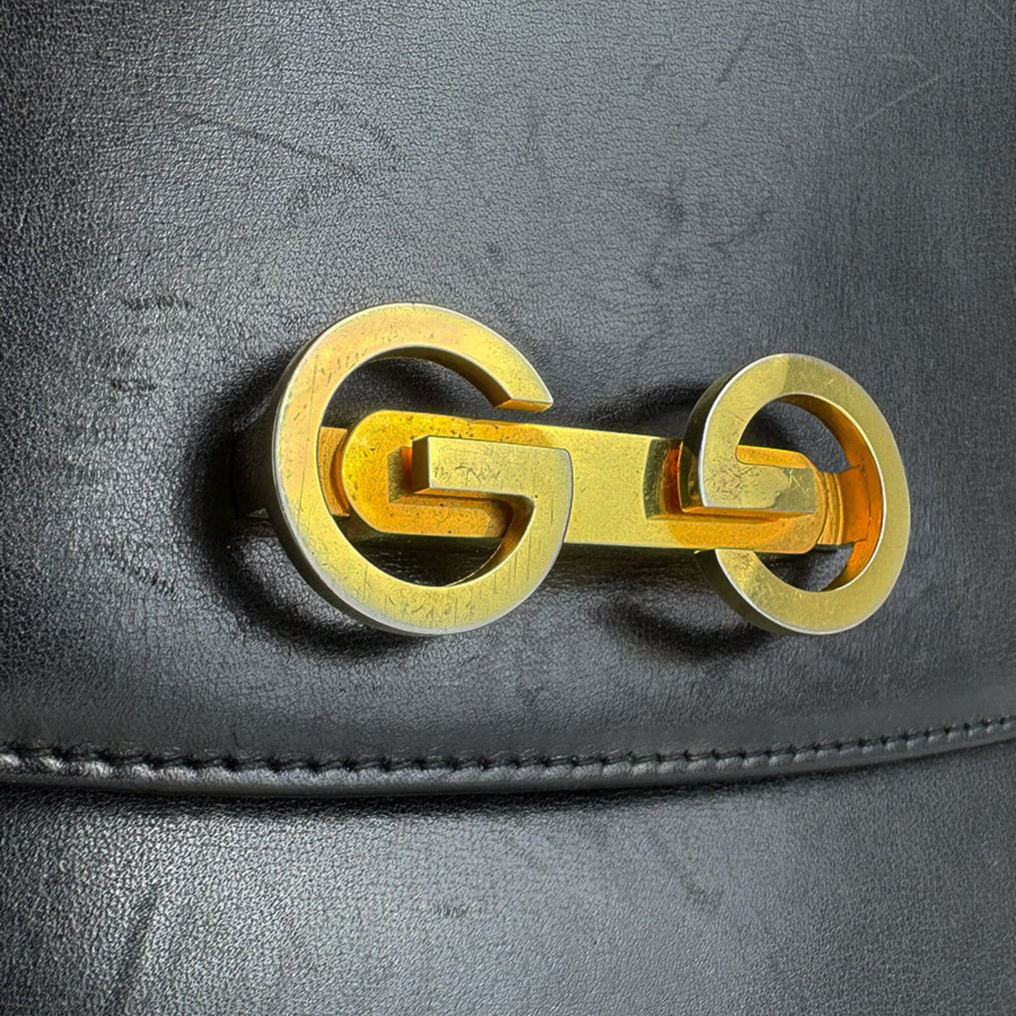 Gucci Black Leather Shoulder Bag (Pre-Owned)