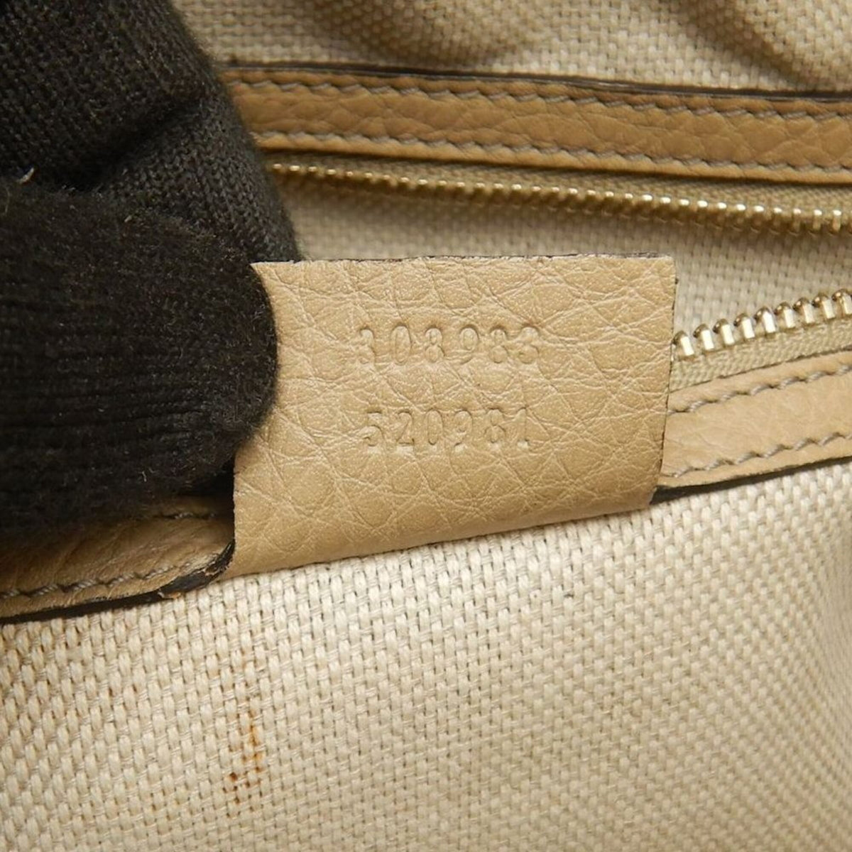 Gucci Soho Beige Leather Shoulder Bag (Pre-Owned)