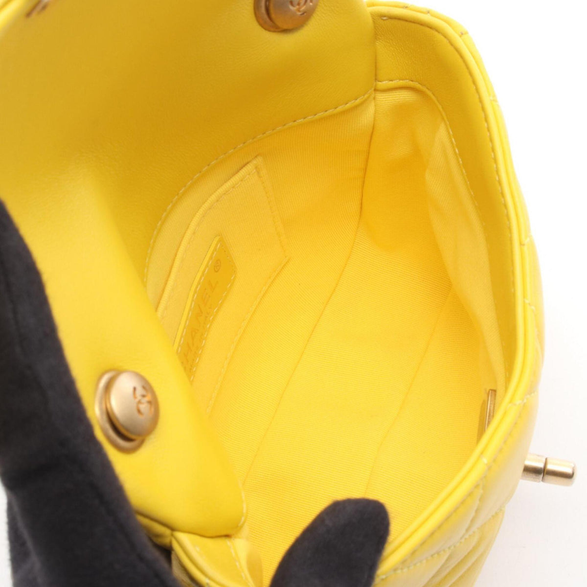 Chanel Yellow Leather Handbag Shoulder Bag (Pre-Owned)