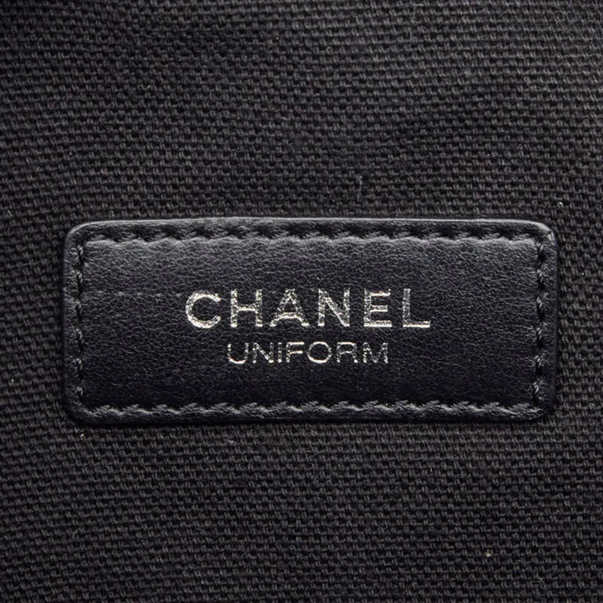 Chanel Black Leather Sling Bag (Pre-Owned)
