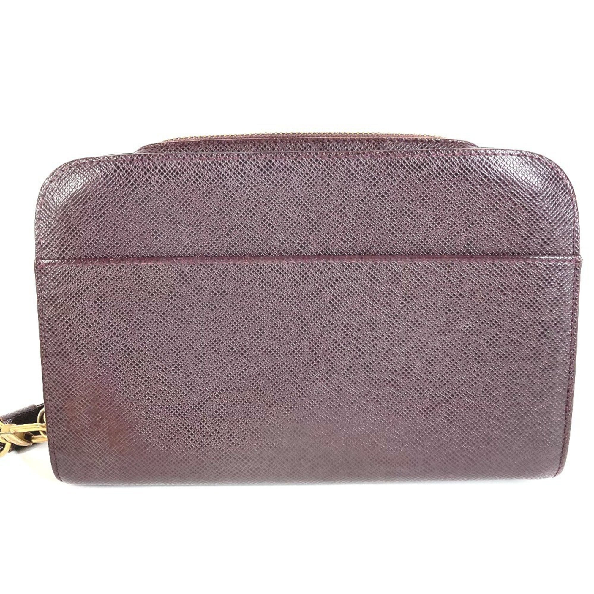 Louis Vuitton Acajou Purple Taiga Leather Leather Clutch Bag (Pre-Owned)