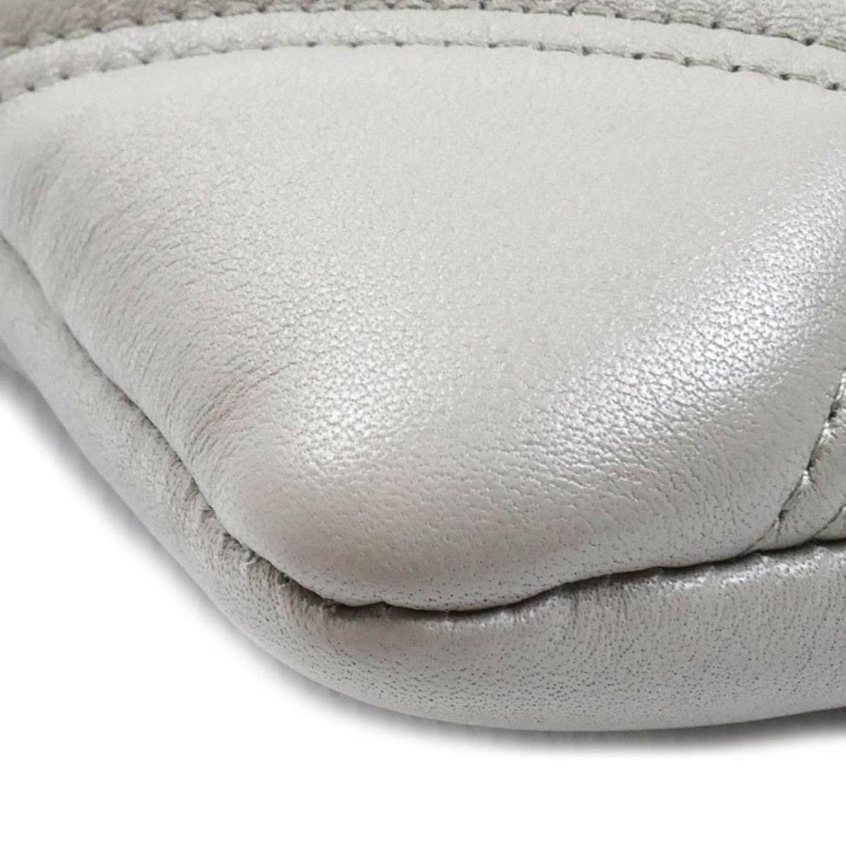 Bvlgari Gray Leather Shoulder Bag (Pre-Owned)