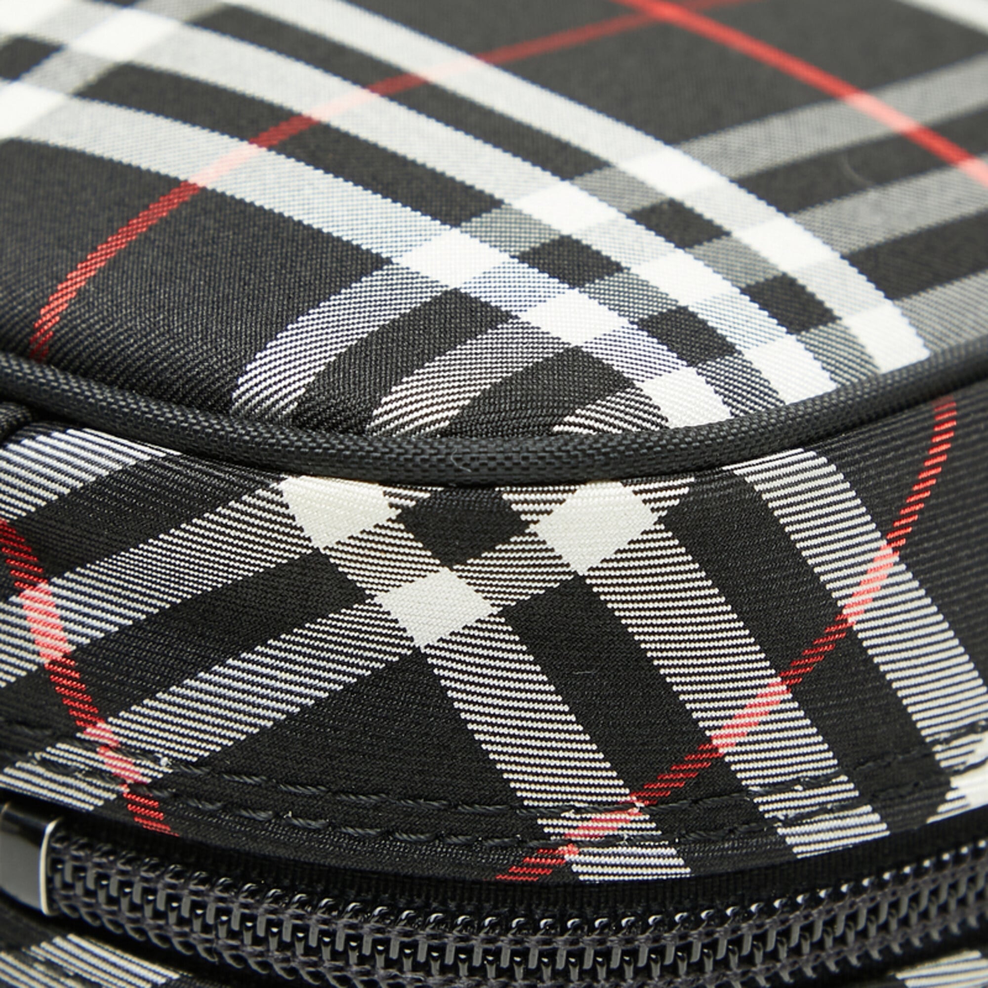 Burberry Black Nylon Handbag (Pre-Owned)