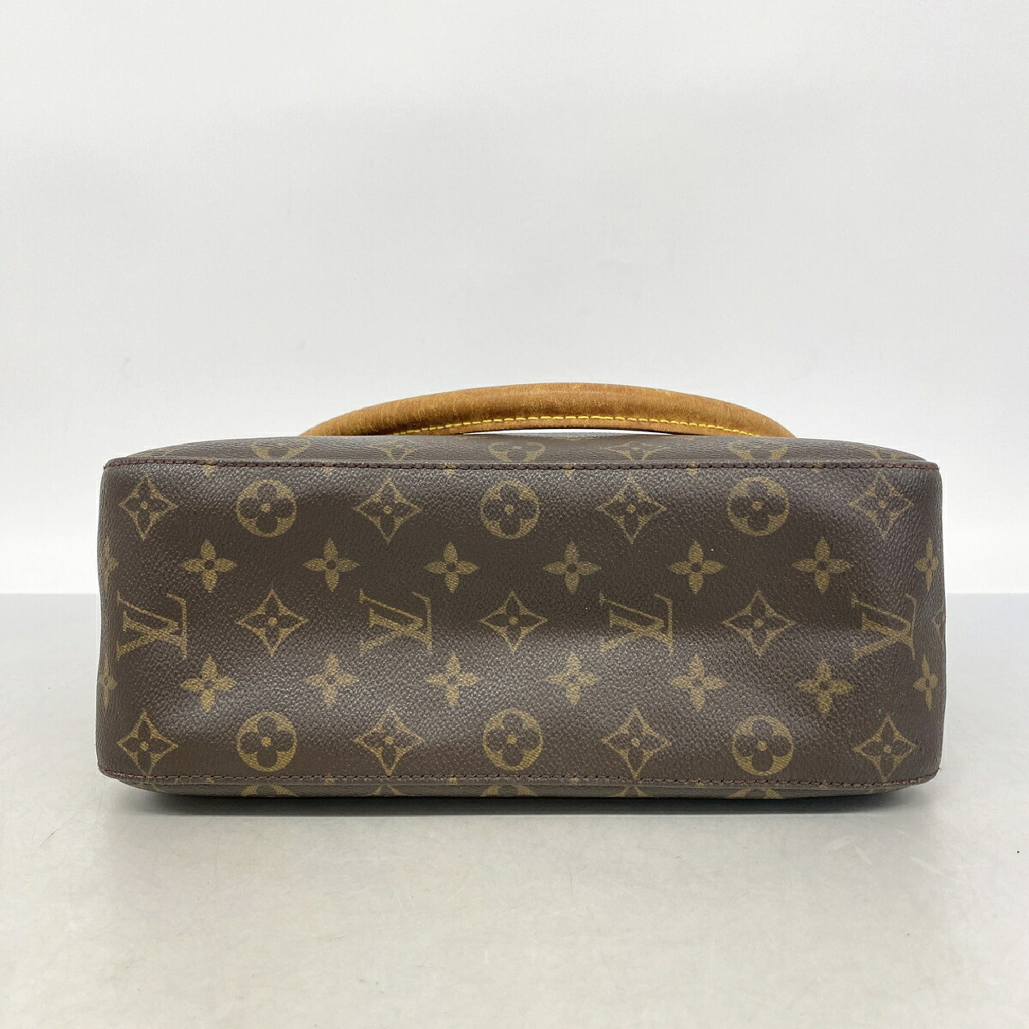Louis Vuitton Brown Shoulder Bag (Pre-Owned)