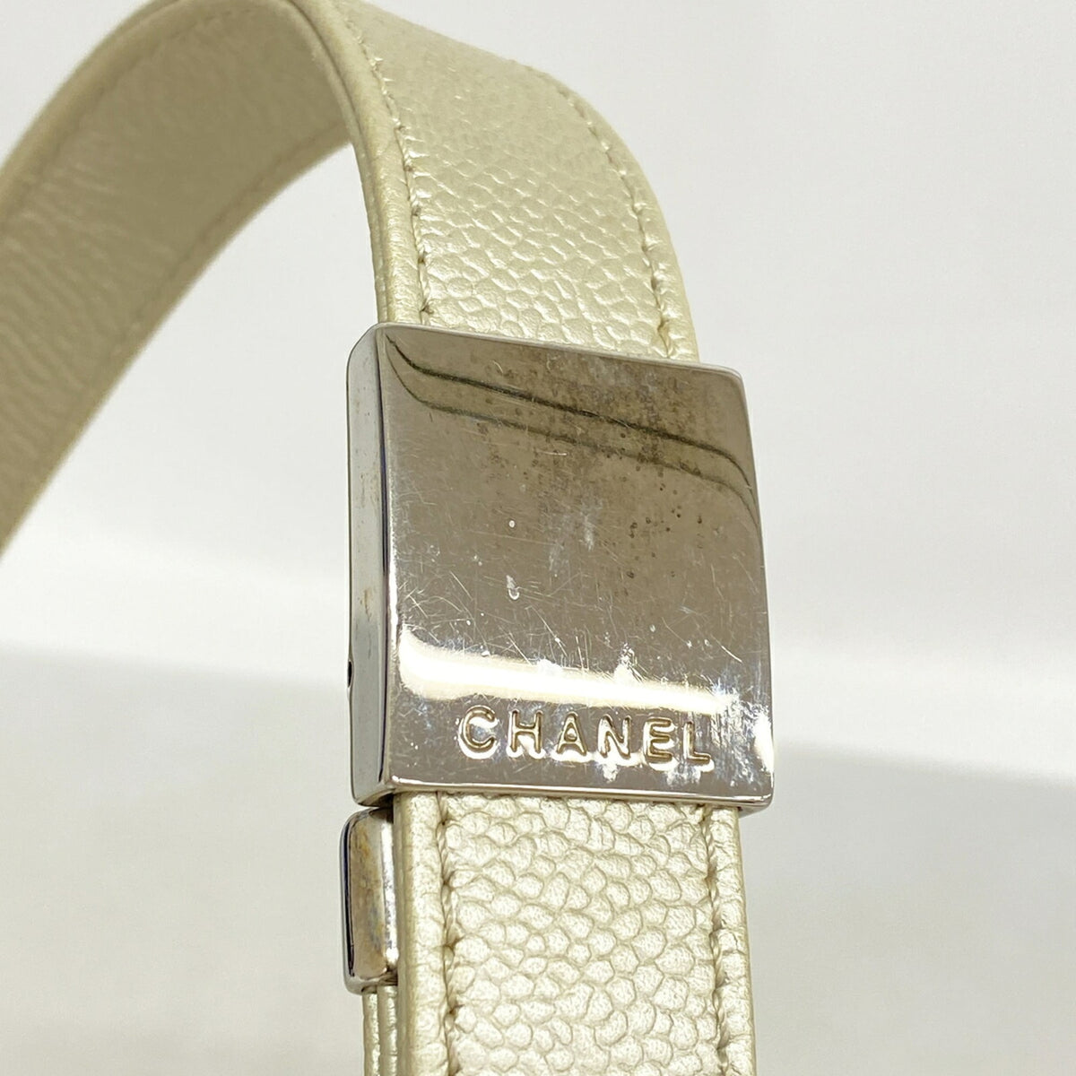 Chanel Metallic Gray Grained Calfskin Shoulder Bag (Pre-Owned)