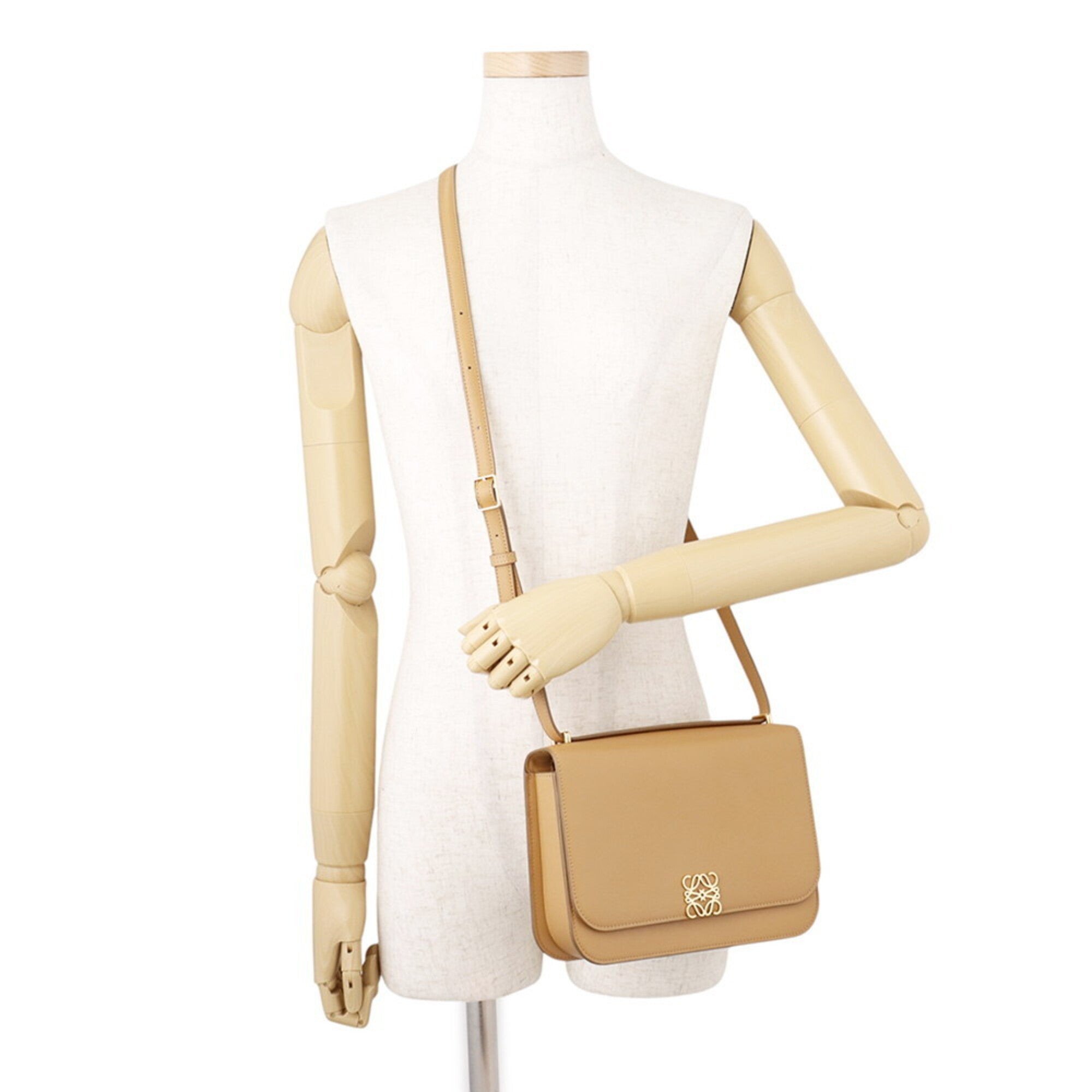 Loewe Brown Leather Handbag Shoulder Bag (Pre-Owned)