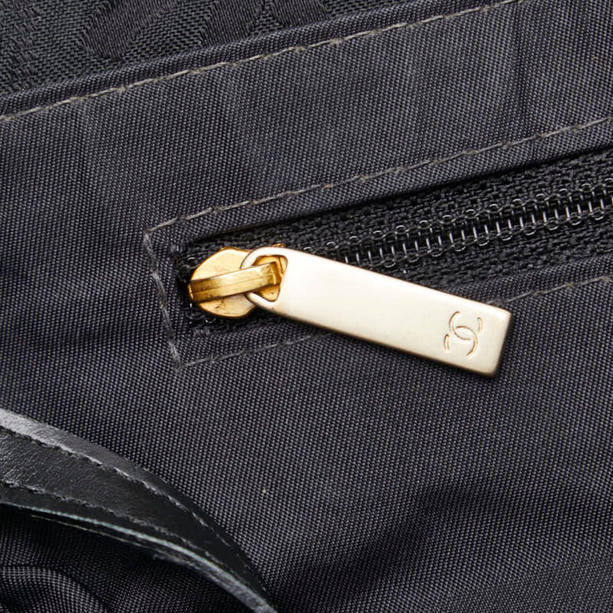 Chanel New Travel Line Black New Travel Line Pochette Pouch Tote Bag (Pre-Owned)