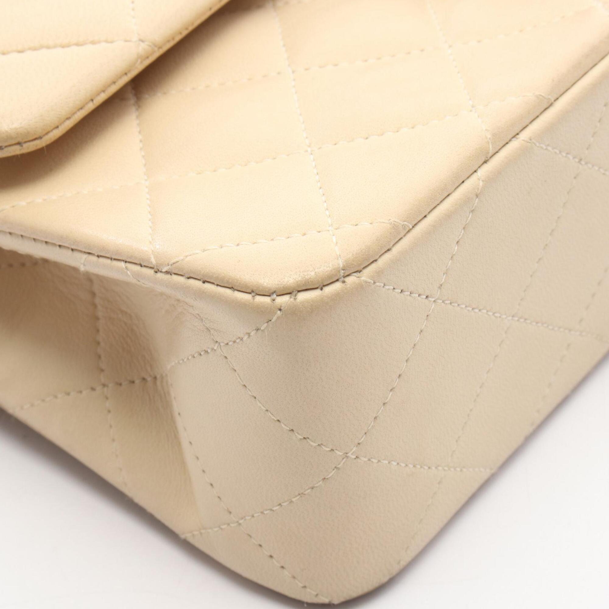 Chanel Beige Leather Handbag Shoulder Bag (Pre-Owned)