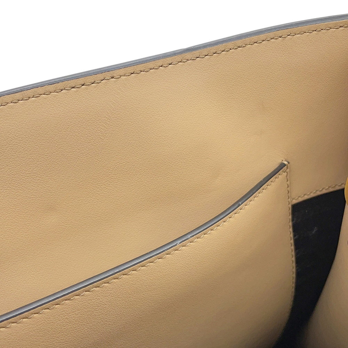 Prada Beige Leather Handbag Shoulder Bag (Pre-Owned)