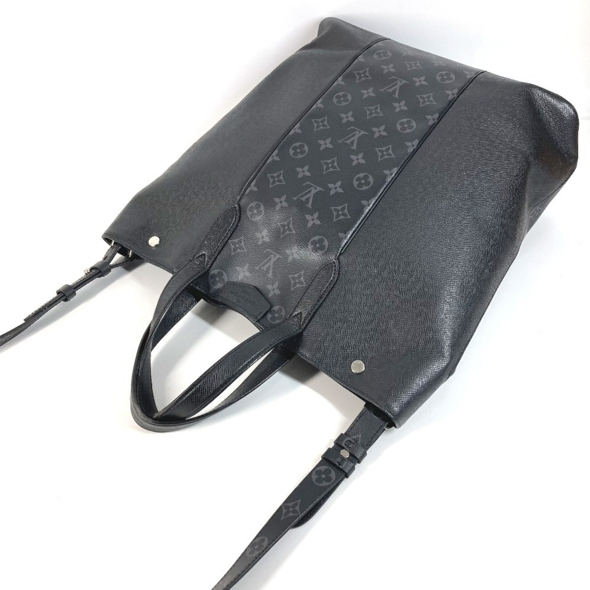 Louis Vuitton Black Taigarama Monogram Eclipse Handbag Shoulder Bag Tote Bag (Pre-Owned)