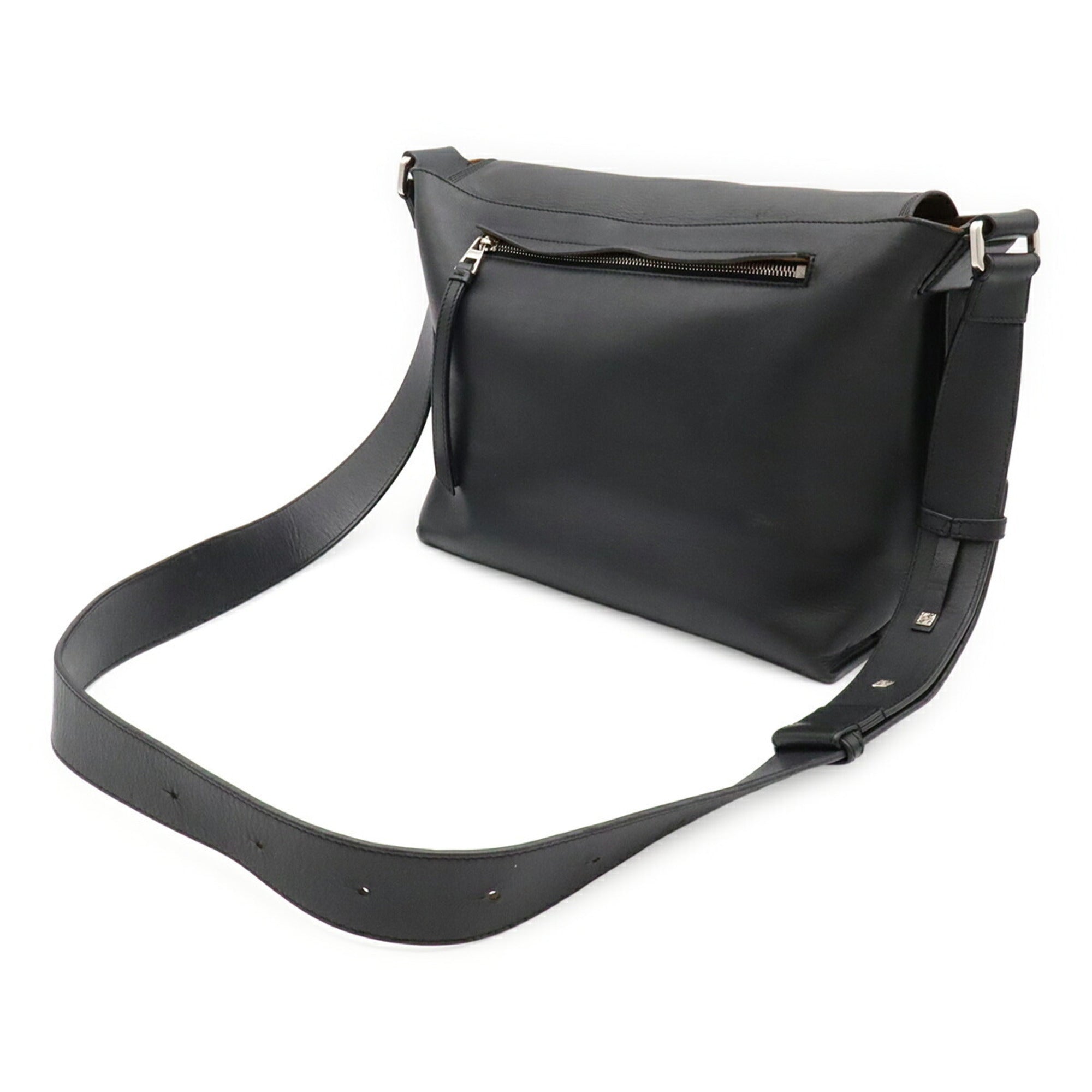Loewe Black Canvas Shoulder Bag (Pre-Owned)