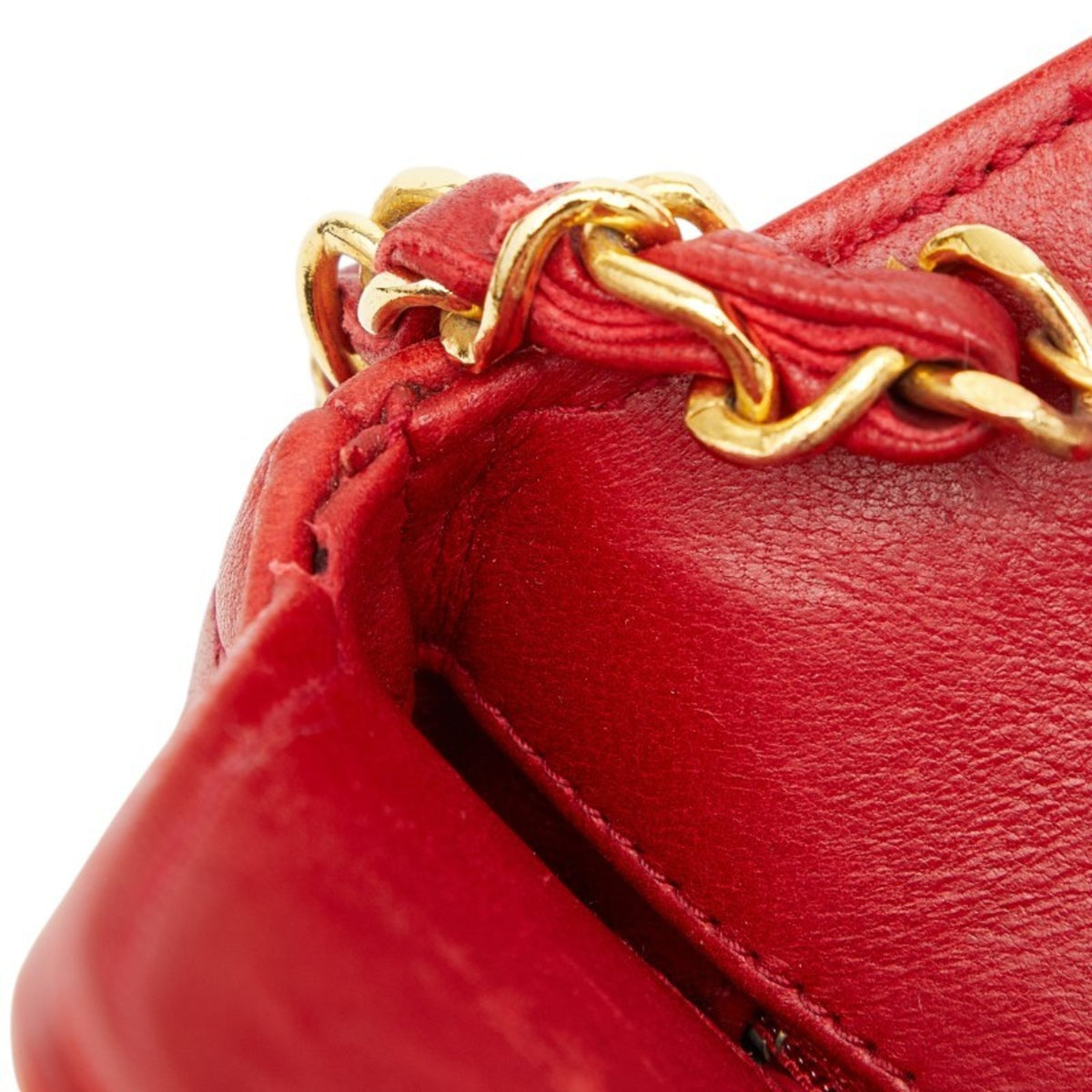 Chanel Red Color Leather Handbag Shoulder Bag (Pre-Owned)