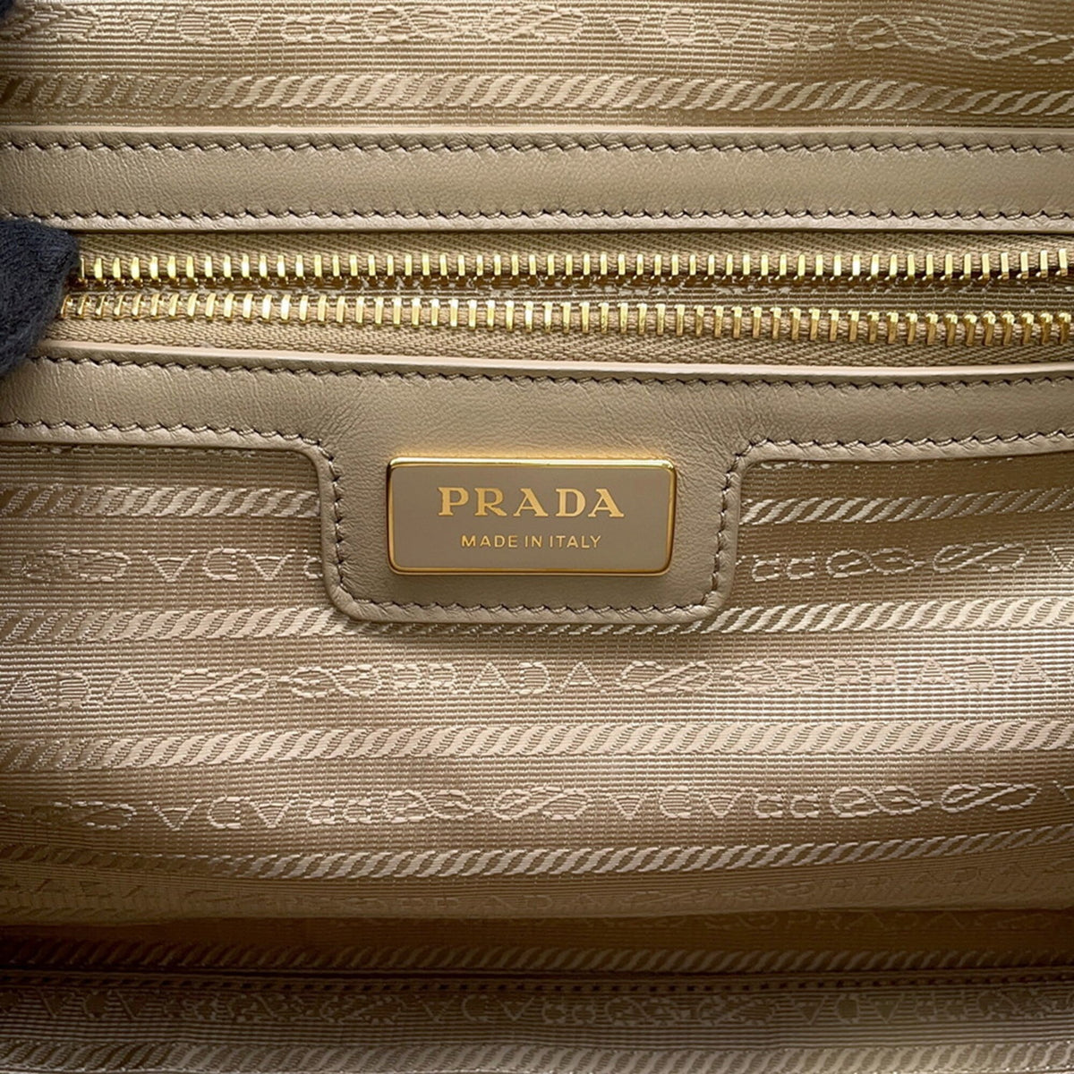Prada Beige White Nylon Leather Handbag Shoulder Bag (Pre-Owned)