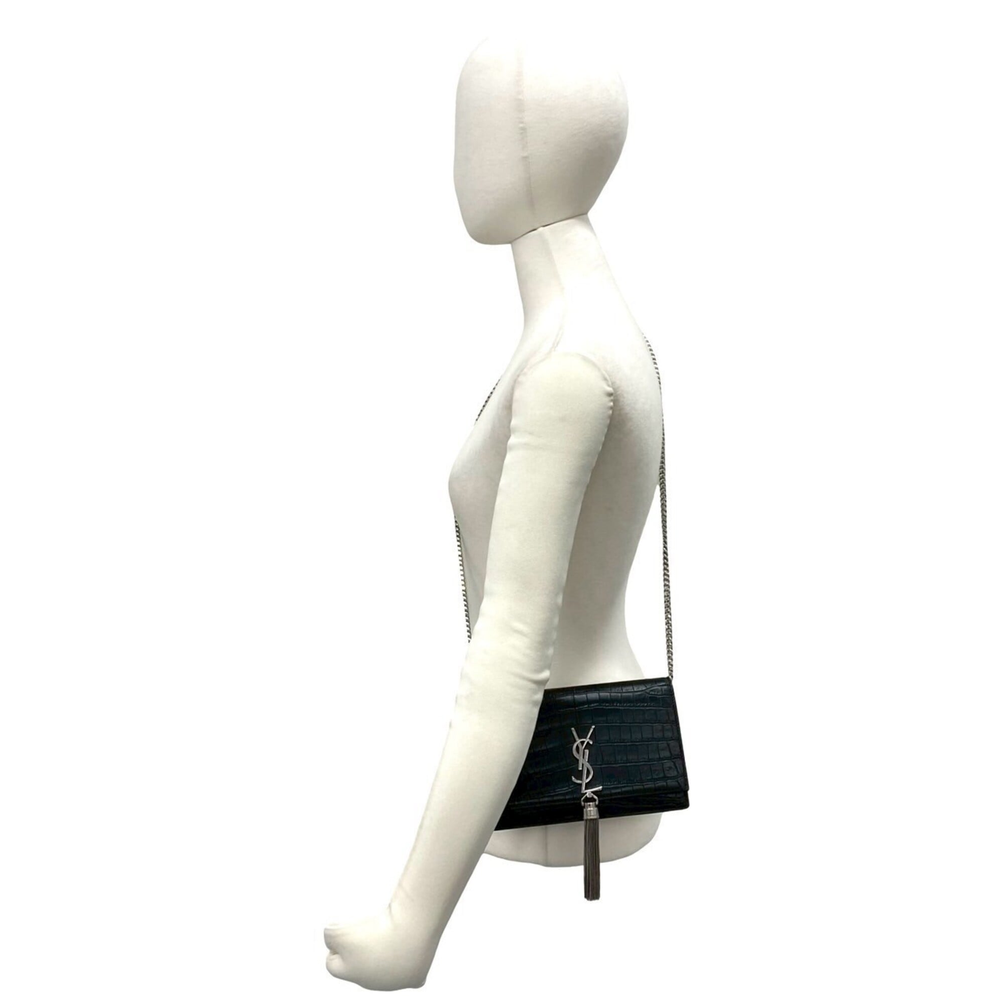 Saint Laurent Black Leather Pochette Shoulder Bag (Pre-Owned)