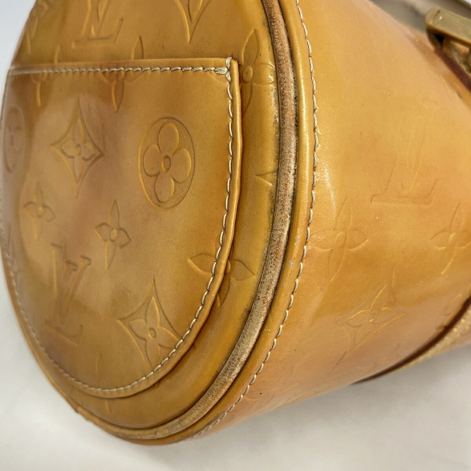 Louis Vuitton Beige Handbag (Pre-Owned)