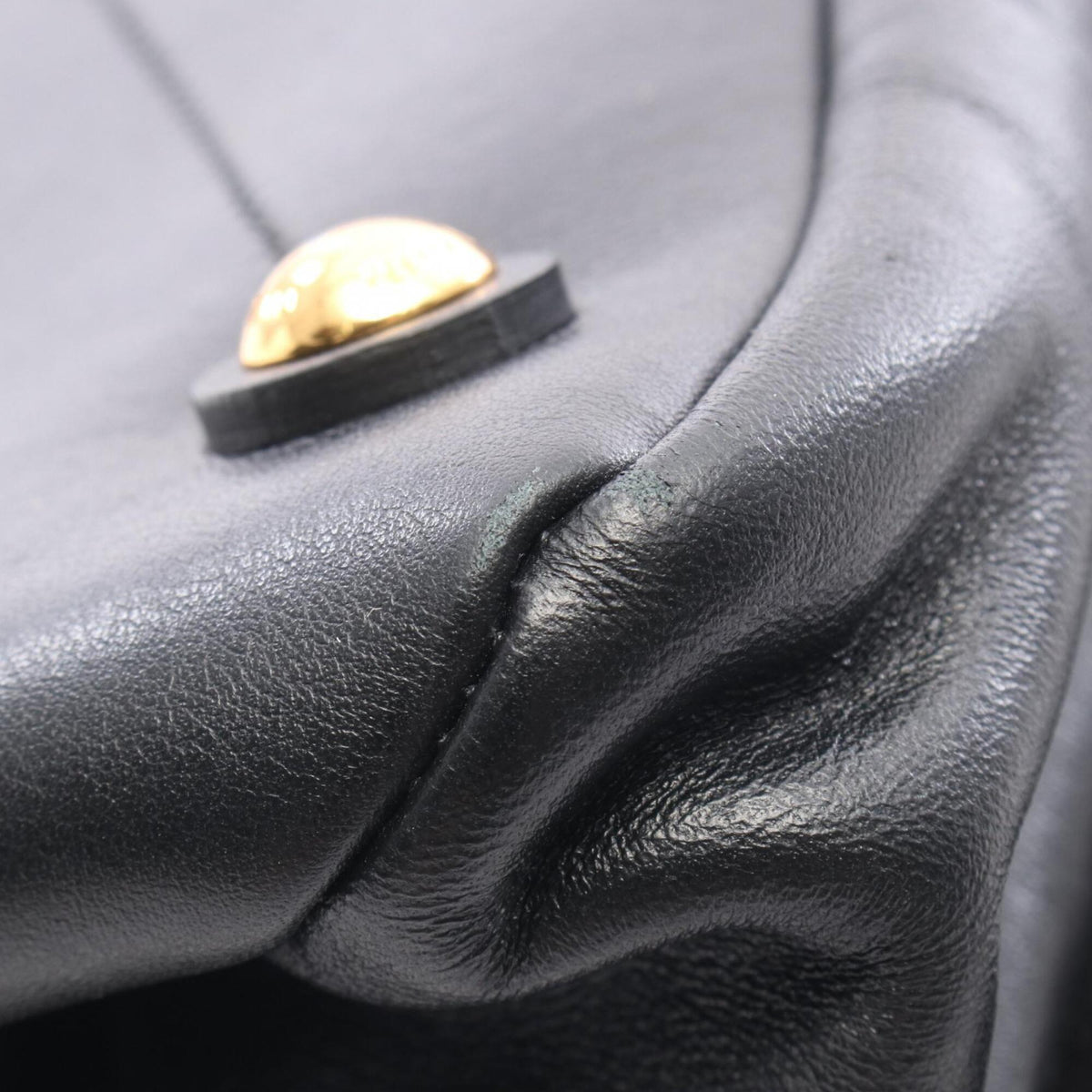 Miu Miu Black Leather Handbag (Pre-Owned)