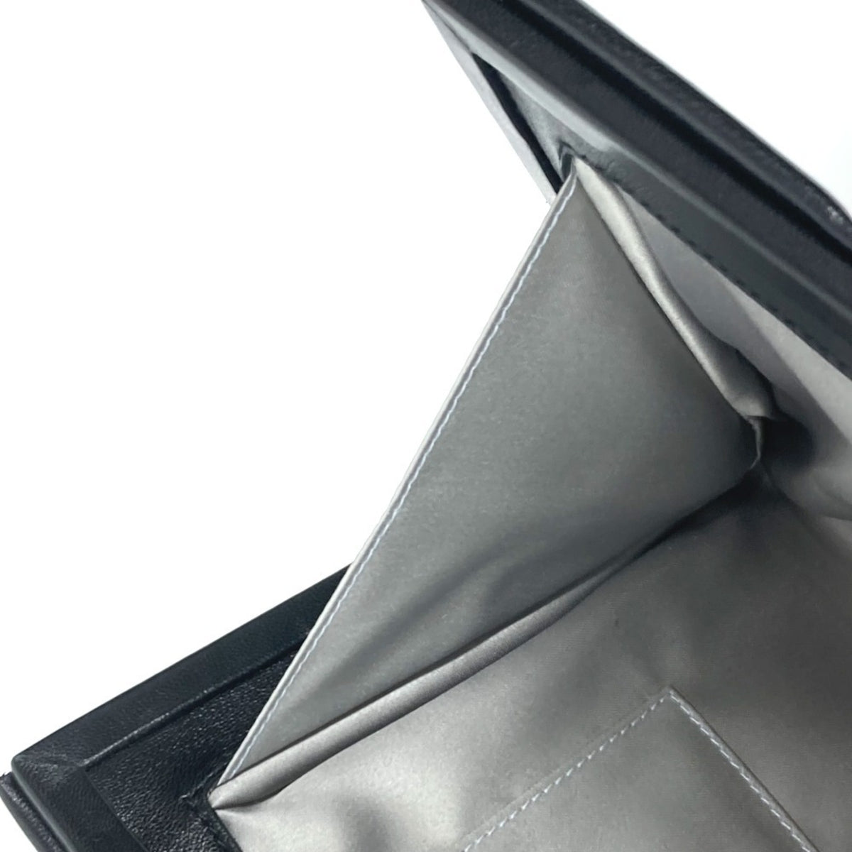 Salvatore Ferragamo Gancini Black Leather Clutch Bag (Pre-Owned)