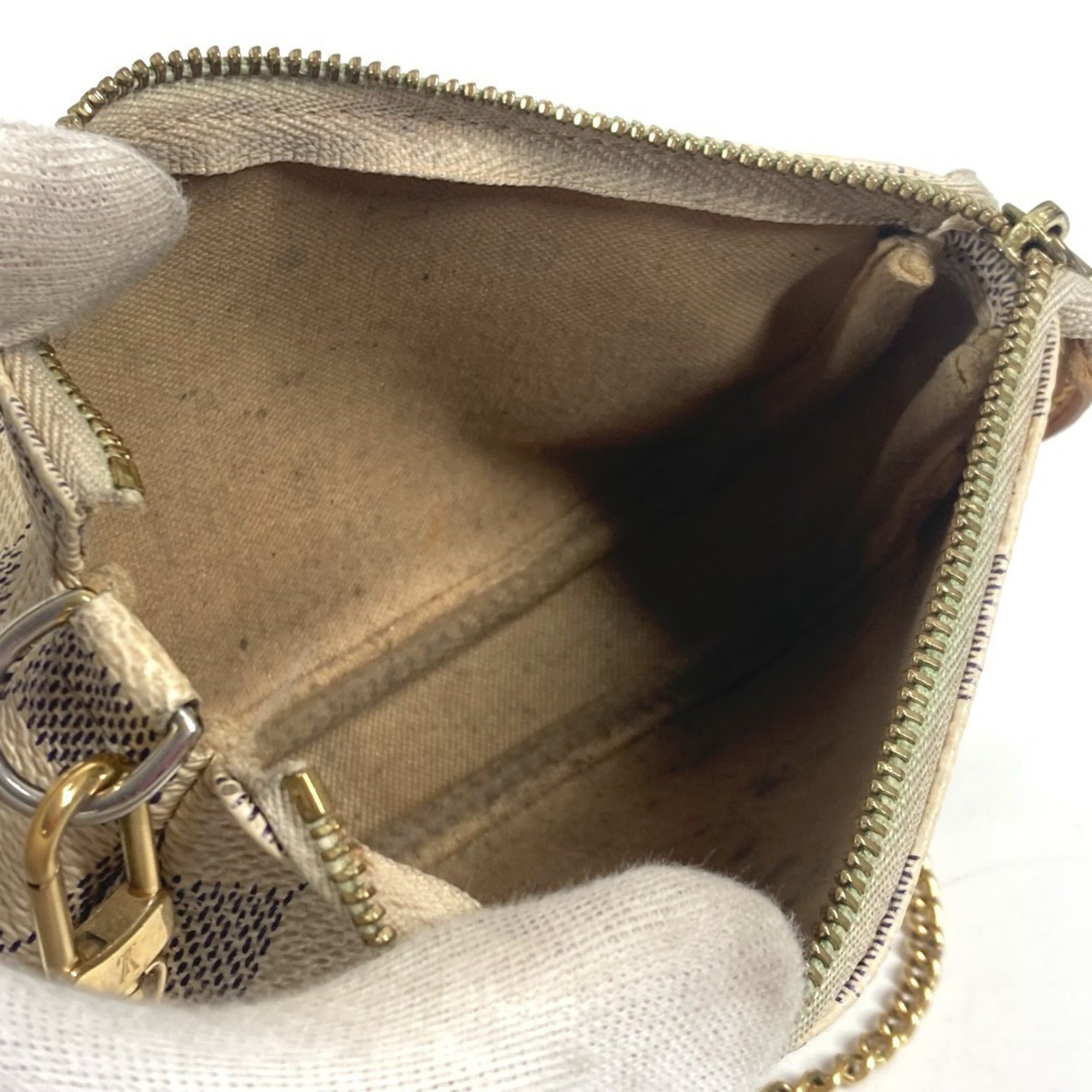 Louis Vuitton White Damier Azur Handbag (Pre-Owned)