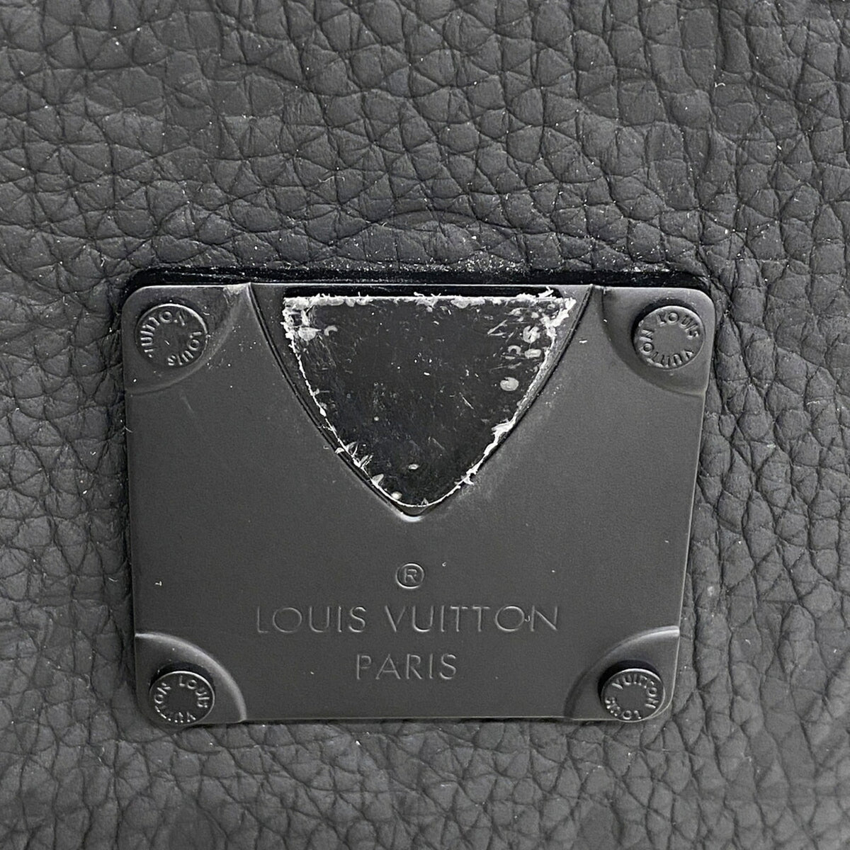 Louis Vuitton Black Shoulder Bag (Pre-Owned)