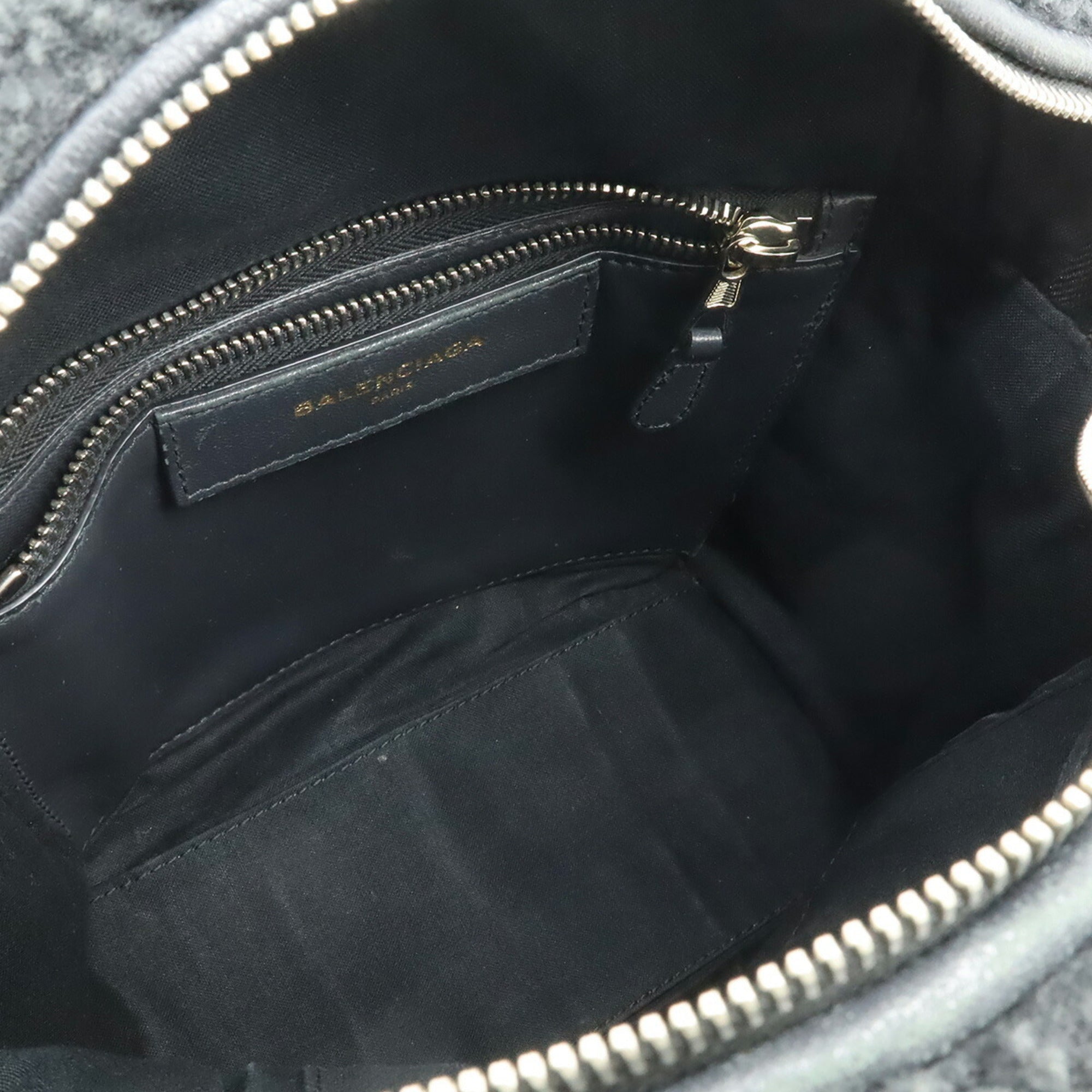 Balenciaga Black Leather Handbag Shoulder Bag (Pre-Owned)