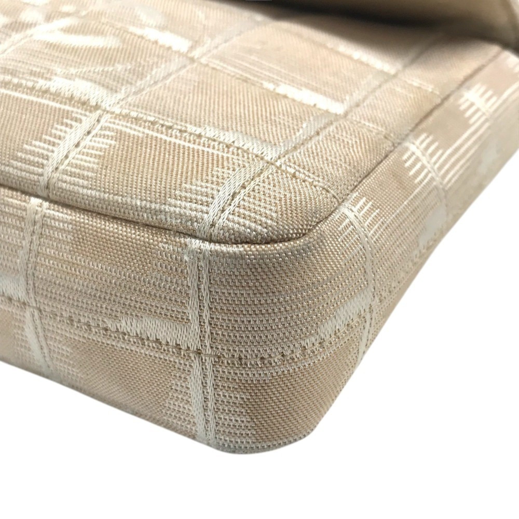 Chanel Beige New Travel Line Shoulder Bag (Pre-Owned)