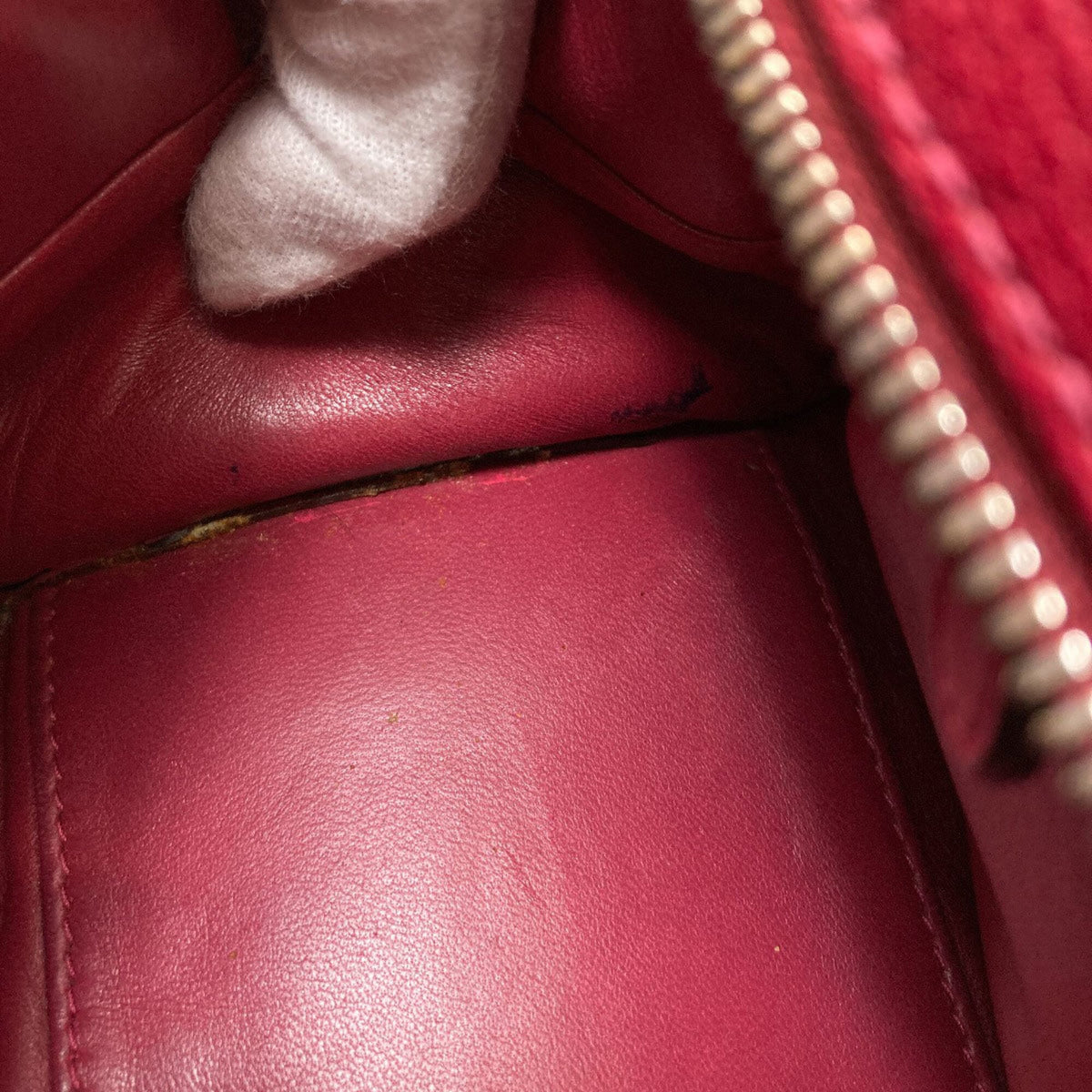 Loewe Red Color Leather Handbag (Pre-Owned)