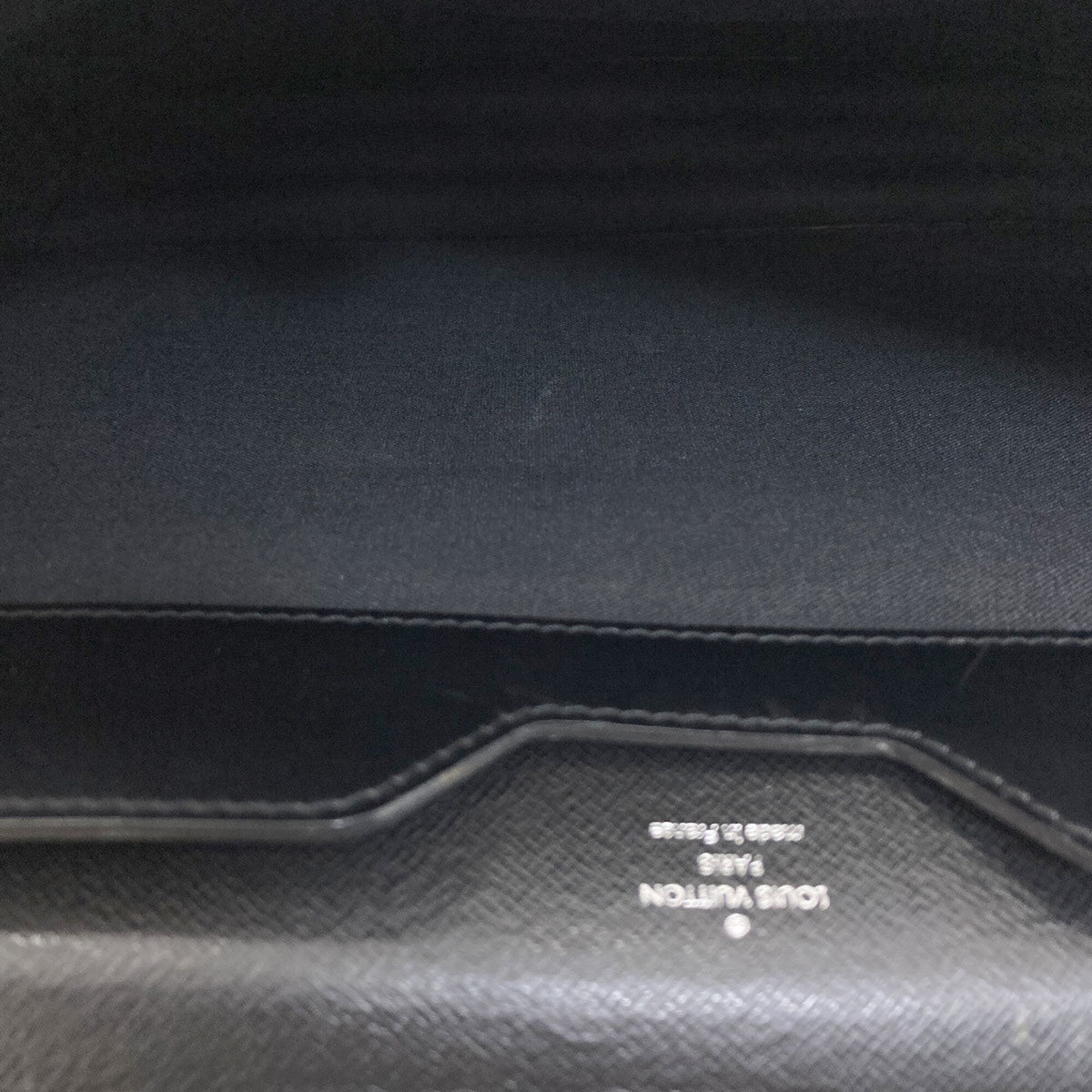 Louis Vuitton Black Epi Leather Handbag (Pre-Owned)