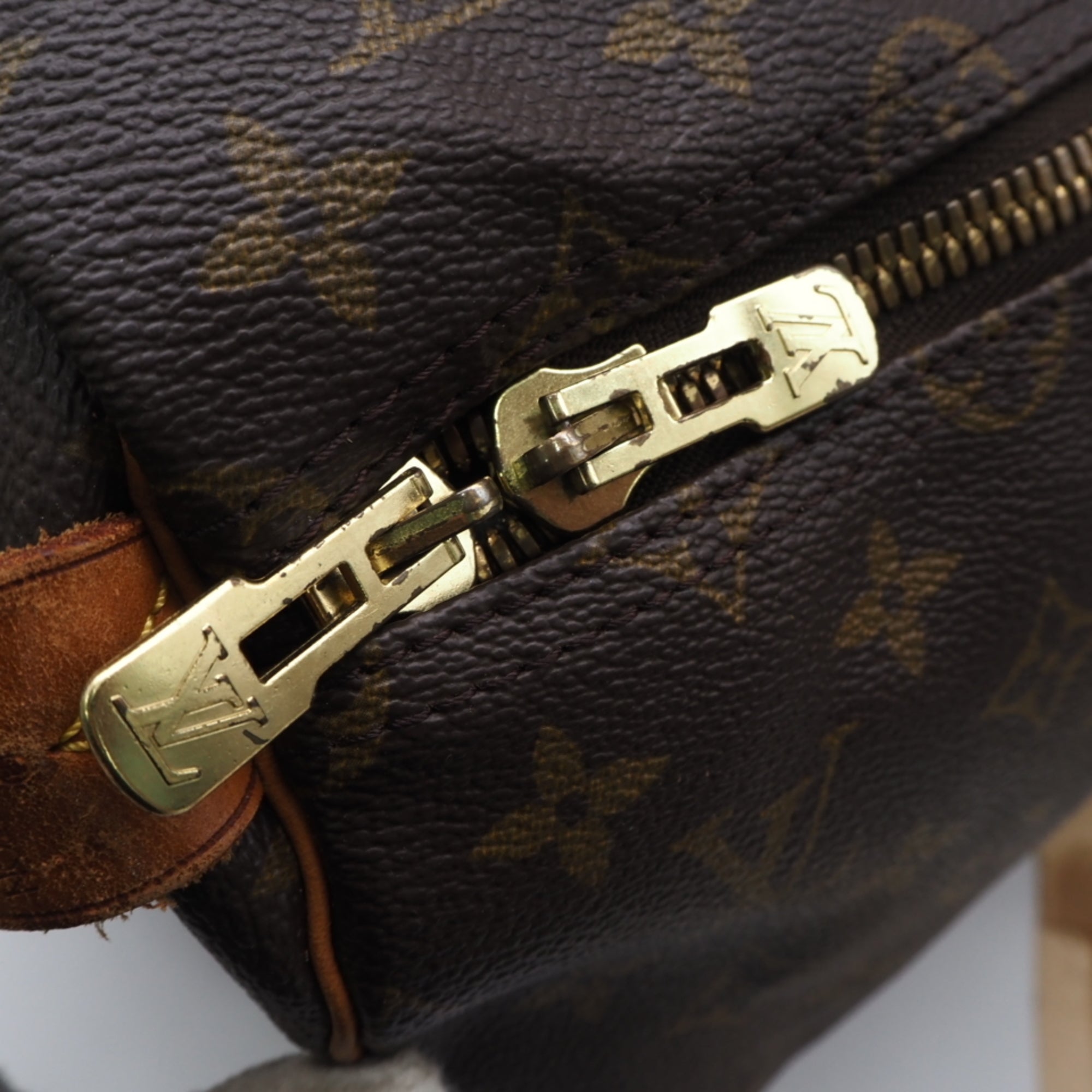 Louis Vuitton Monogram Beige Brown Coated Canvas Leather Boston Bag (Pre-Owned)