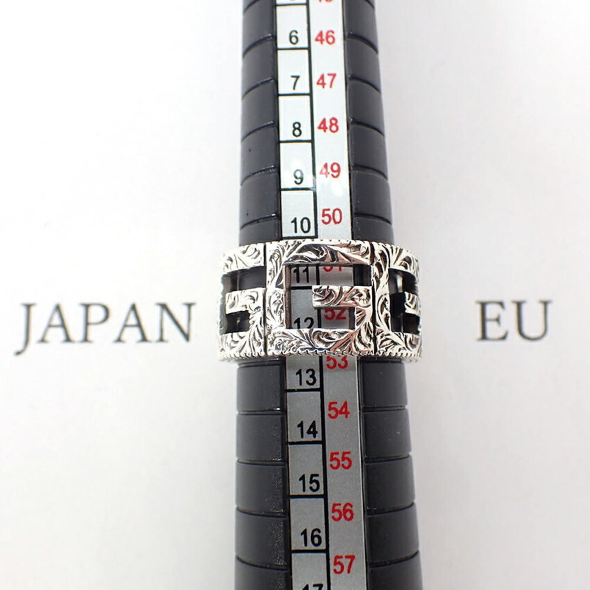 Gucci Sterling Silver 925 Band Ring (Pre-Owned)