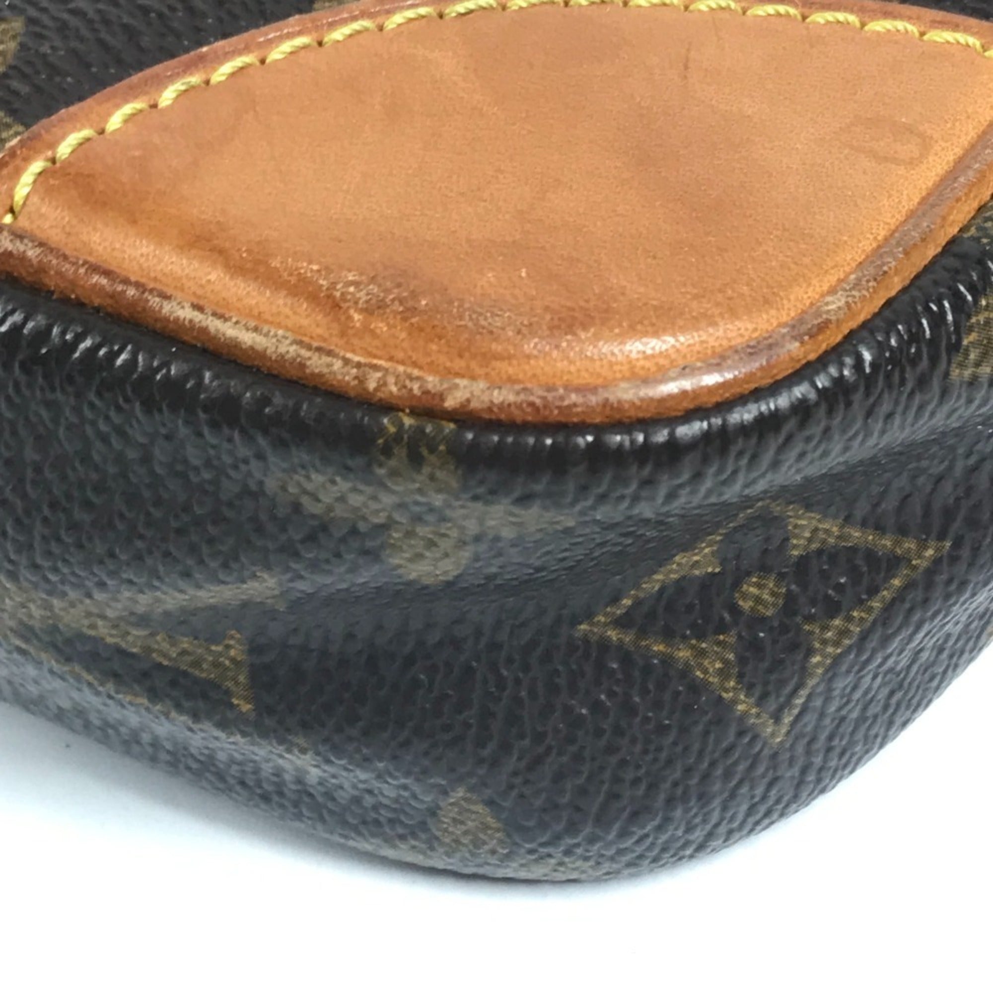 Louis Vuitton Brown Monogram Canvas Pochette Shoulder Bag (Pre-Owned)