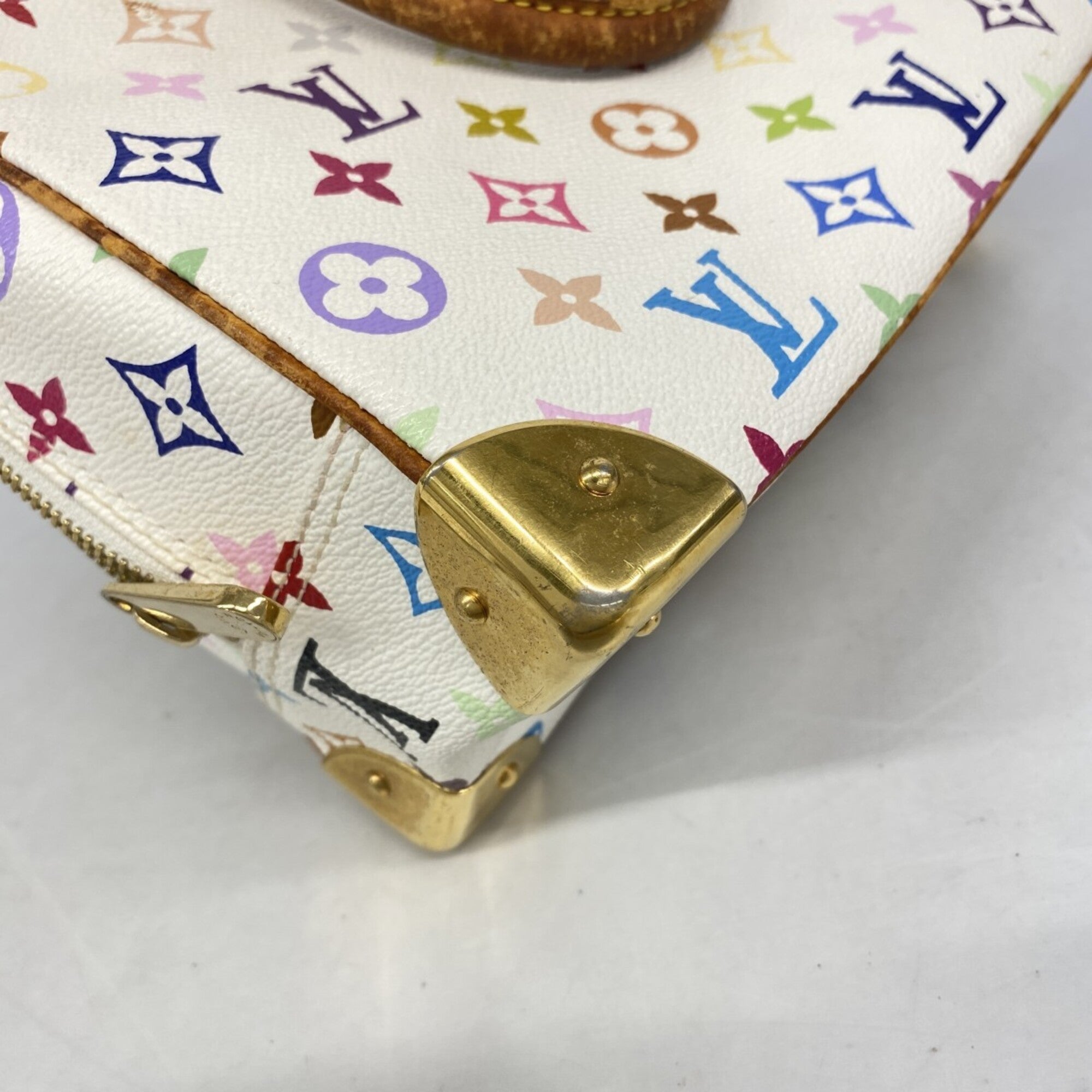 Louis Vuitton Blanc Handbag (Pre-Owned)