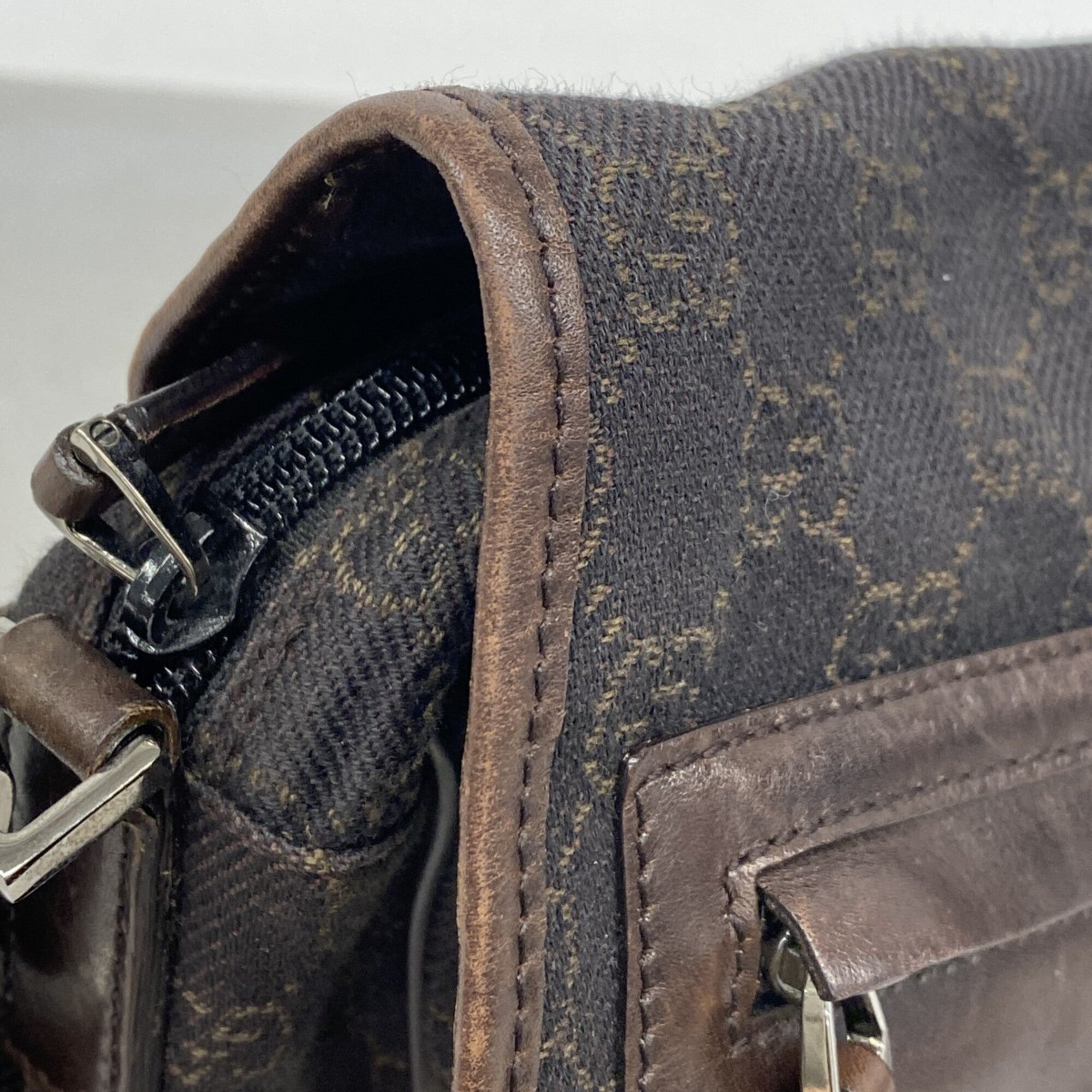 Gucci Brown Denim Shoulder Bag (Pre-Owned)