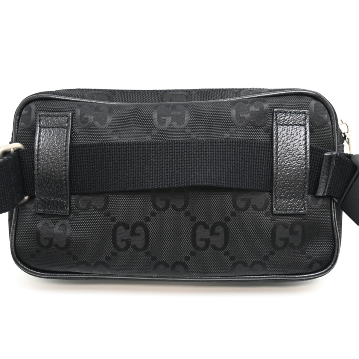 Gucci Black Nylon Sling Bag (Pre-Owned)