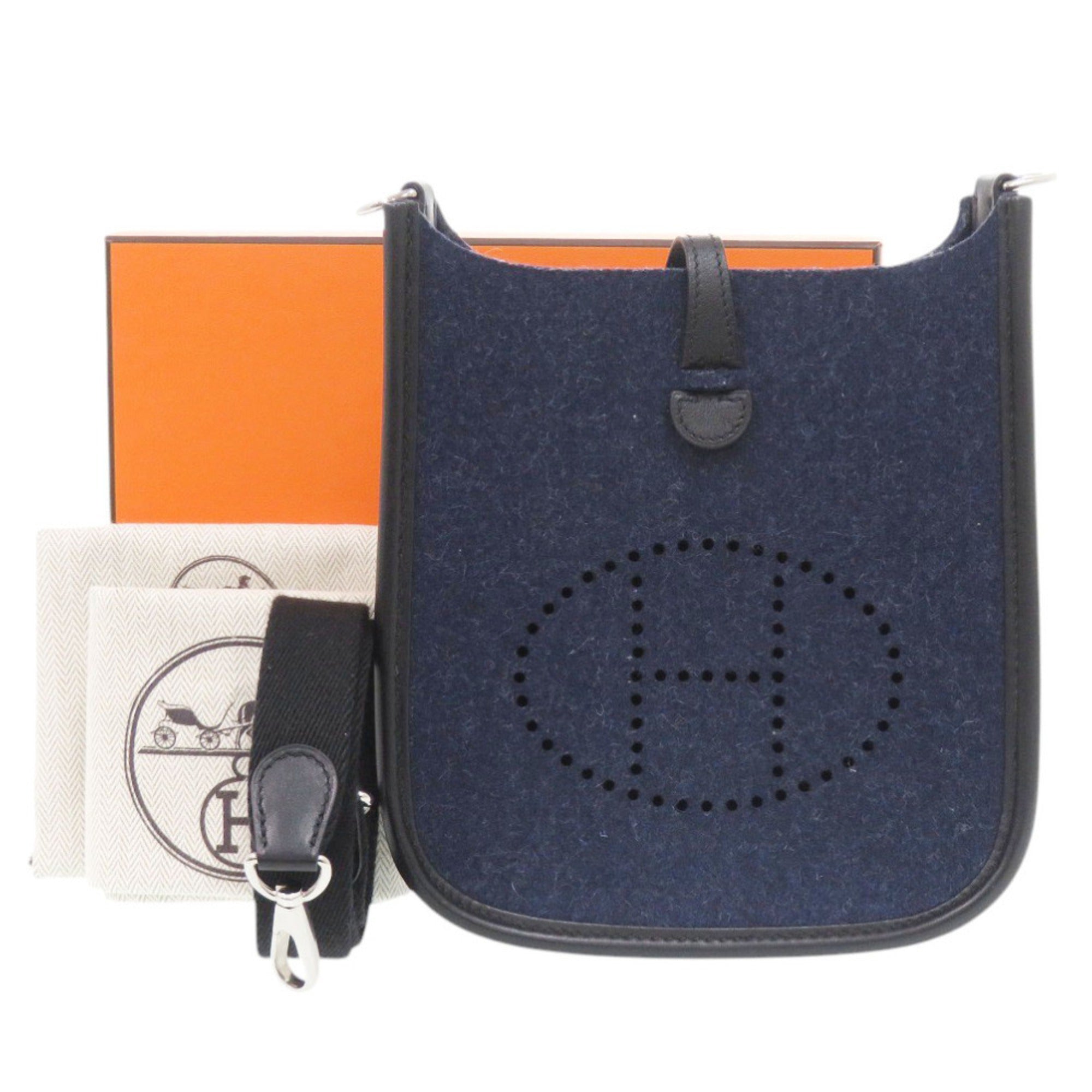 Hermes Black Blue Blue Nuit Felt Swift Leather Shoulder Bag (Pre-Owned)