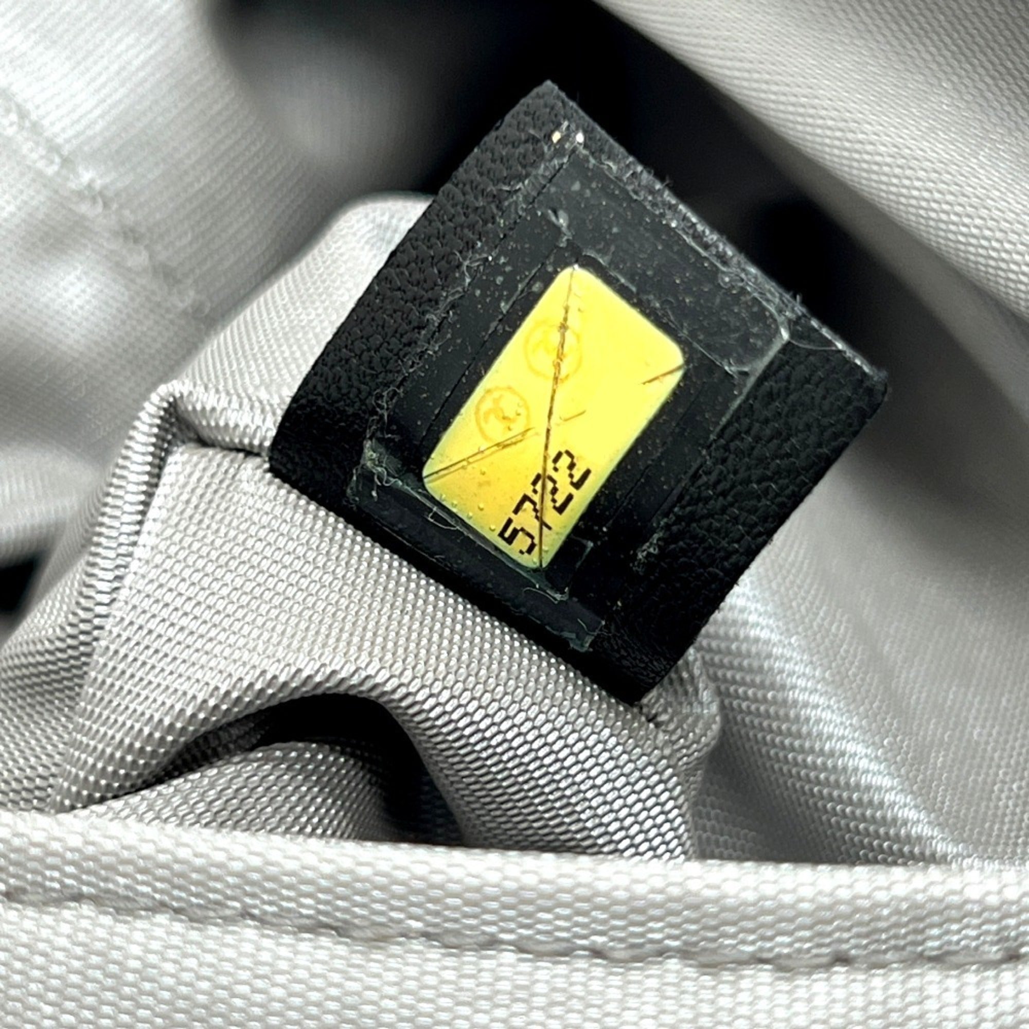 Chanel Gray Yellow Rubber Pouch Shoulder Bag Tote Bag (Pre-Owned)