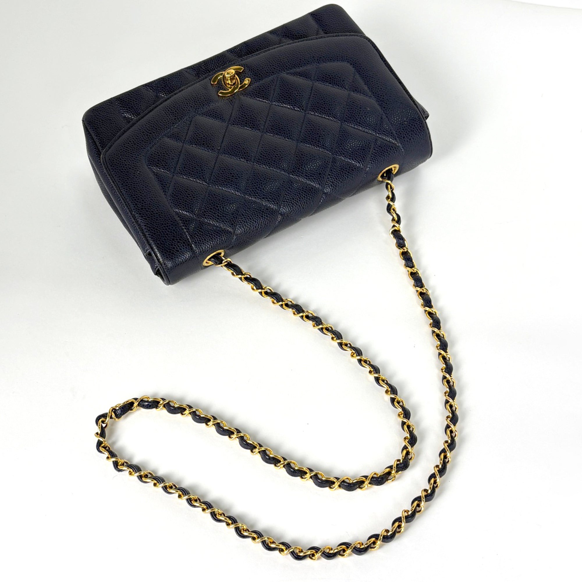 Chanel Matelasse Navy Grained Calfskin Shoulder Bag (Pre-Owned)